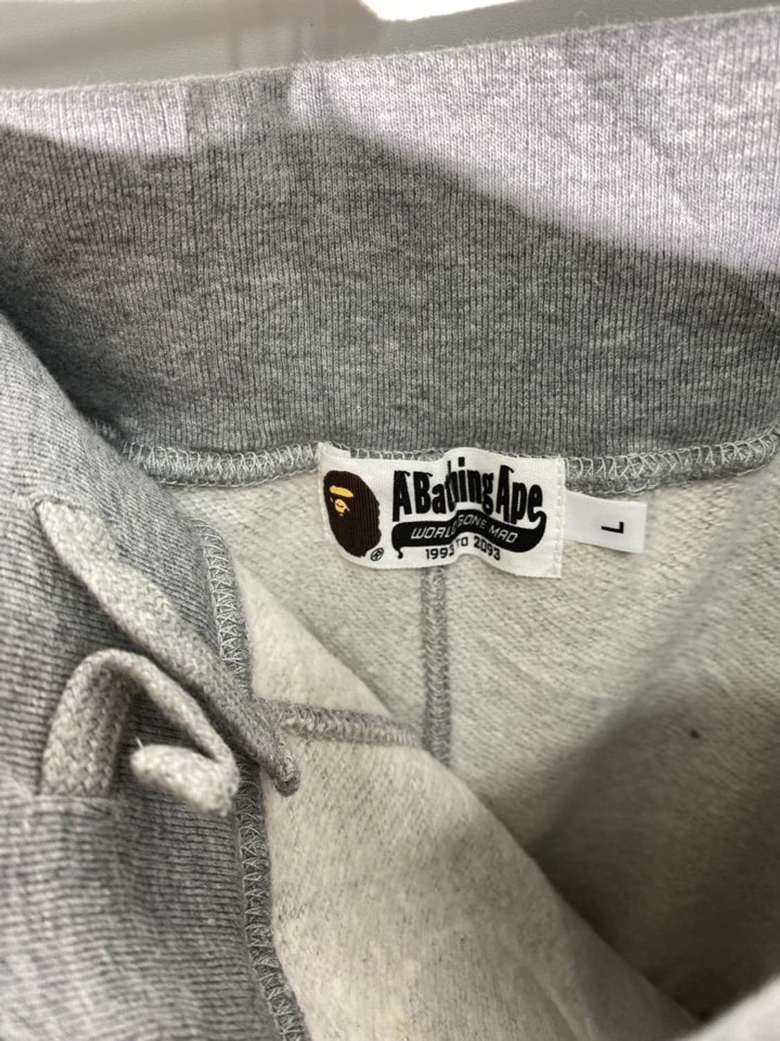 베이프 샤크 조거 팬츠 상품이미지4