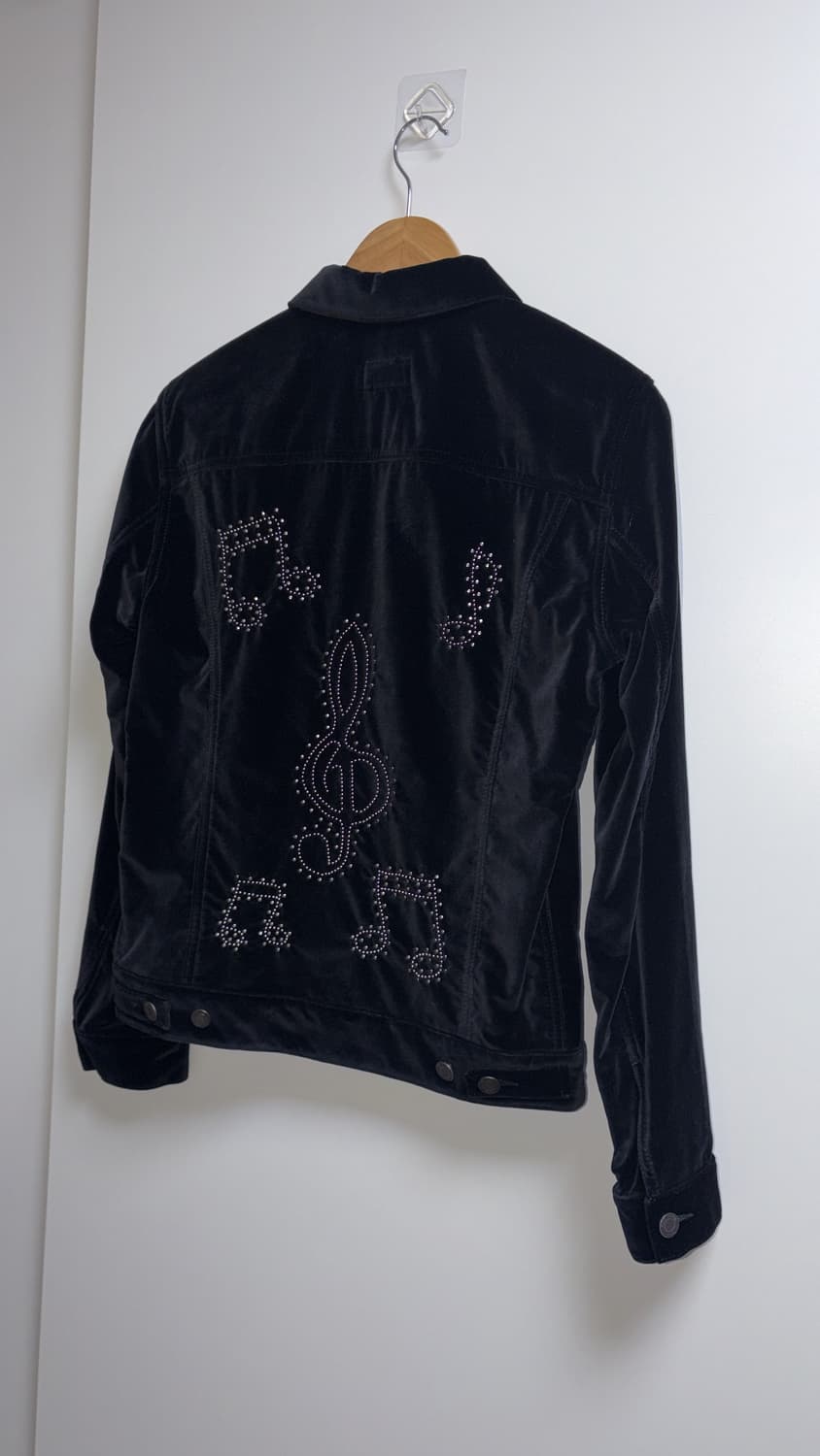 생로랑 16aw 뮤직노트 스터드 벨벳 트러커 xs사이즈 상품이미지1