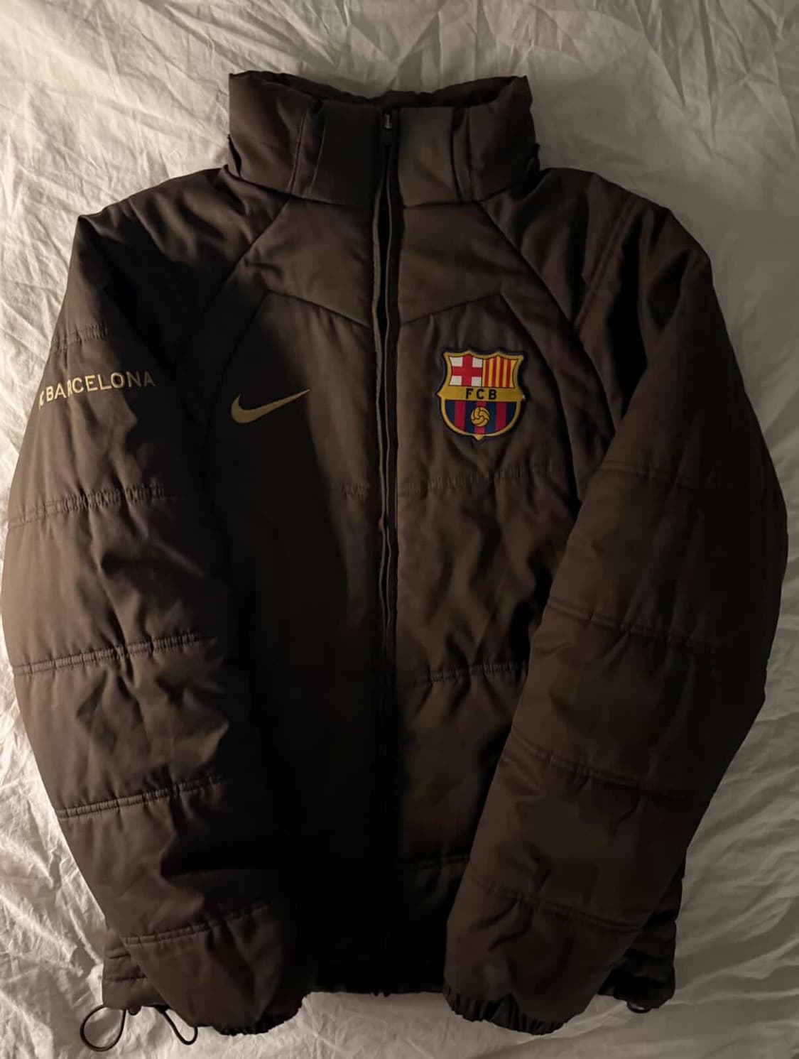 나이키 바르셀로나 패딩 브라운 상품이미지2