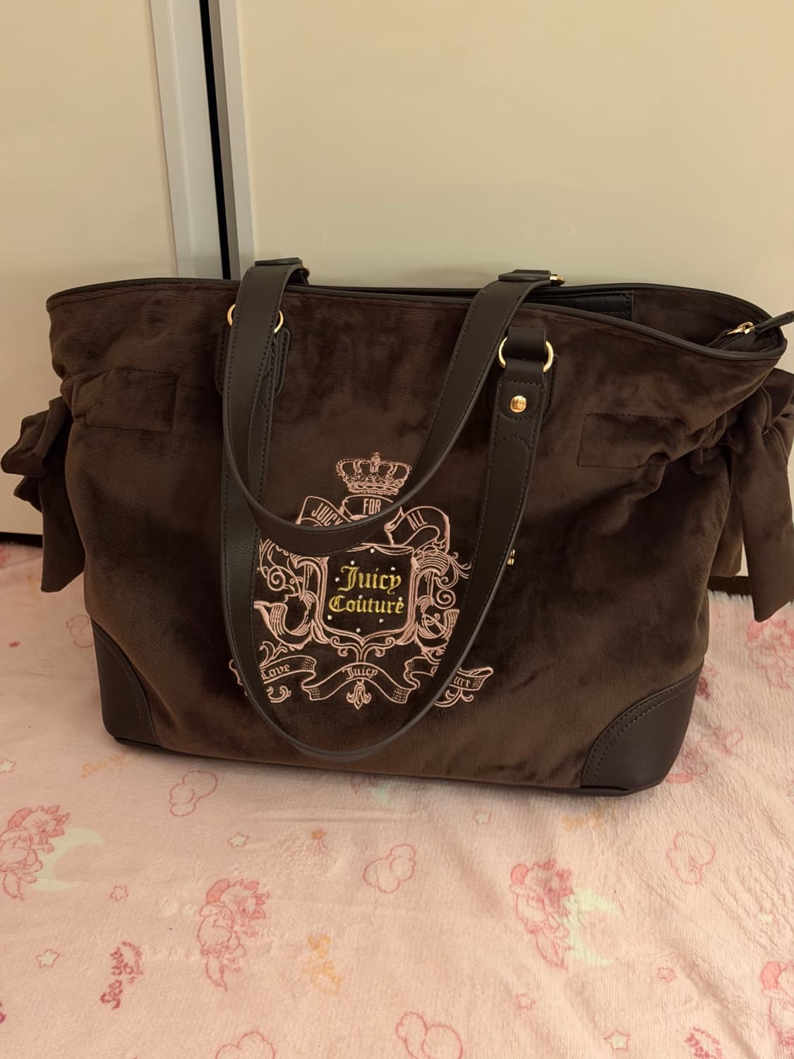 [재입고✨] 쥬시꾸뛰르 벨벳 토트백 대대장 상품이미지2