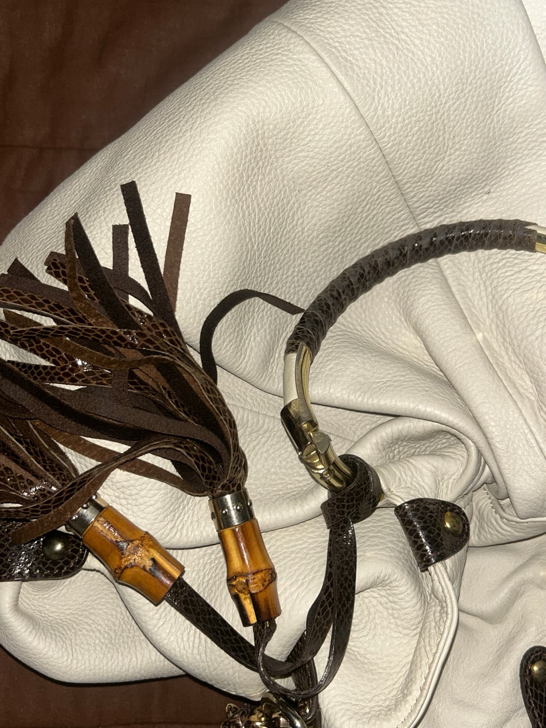 빈티지 링 핸들 태슬 가죽 숄더백 상품이미지3