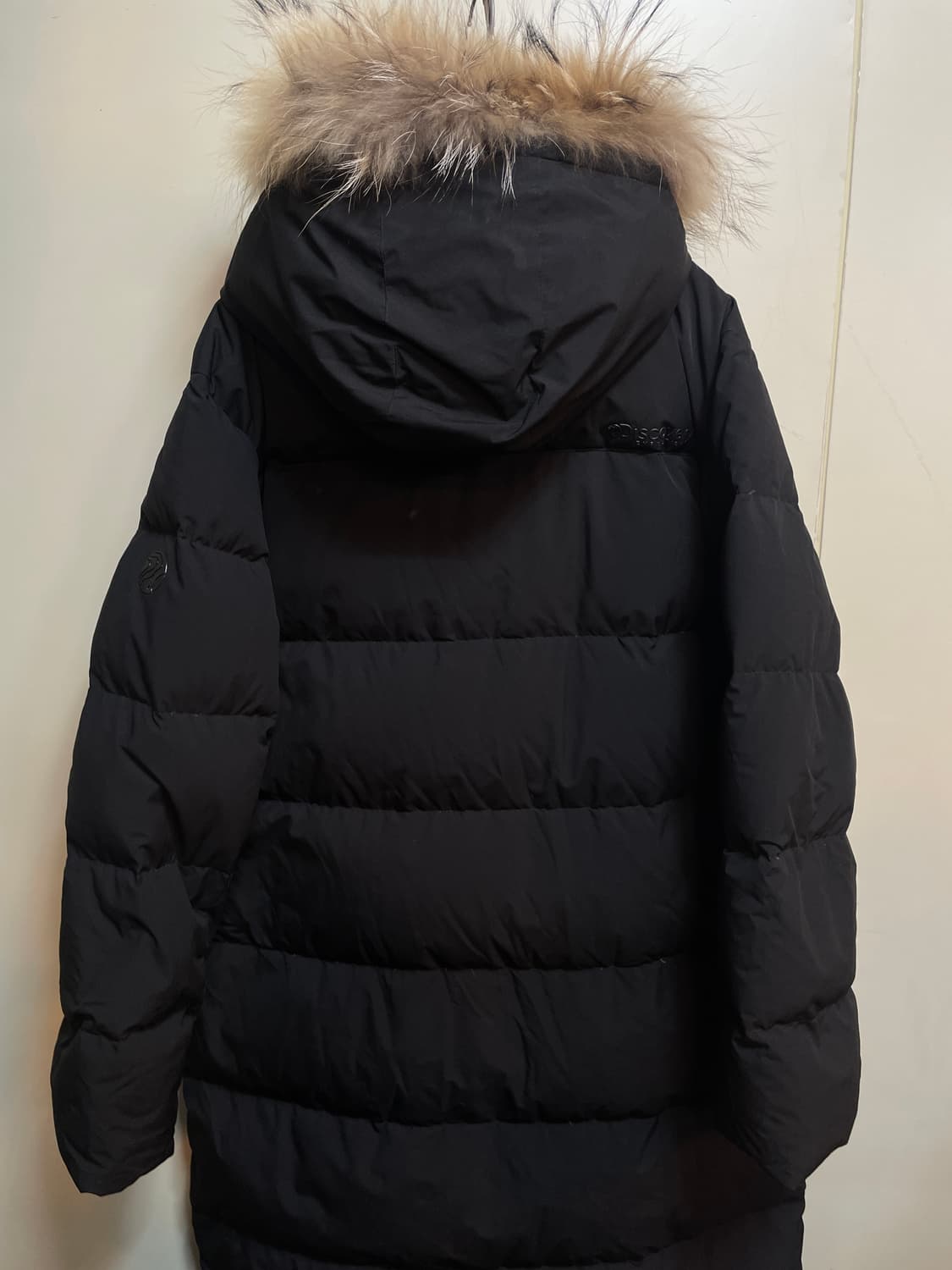 디스커버리 너구리털 덕다운 롱패딩 상품이미지5