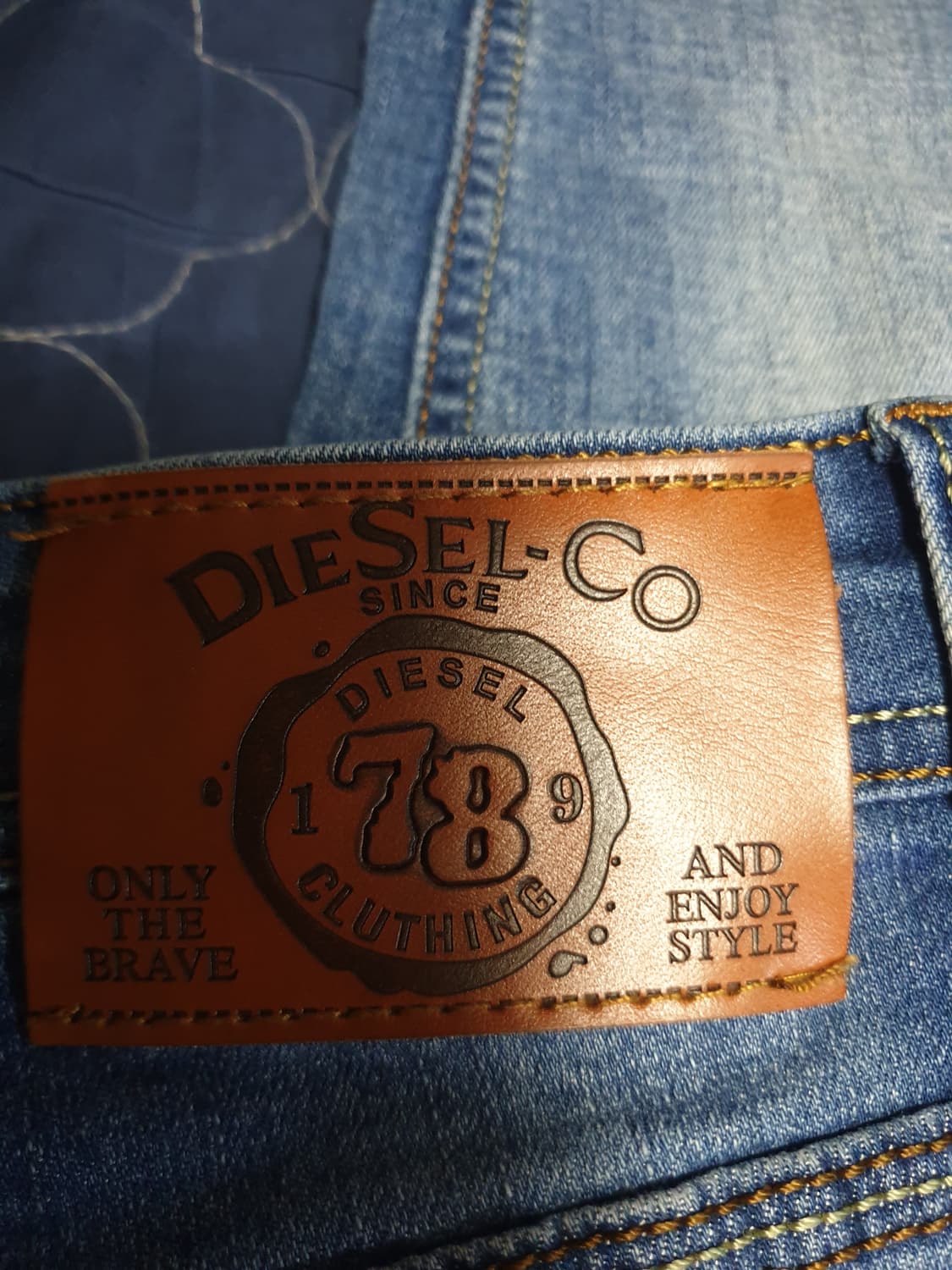 (빈티지) 디젤 스키니핏 워싱 스트레치 데님팬츠 미들블루 (28) 상품이미지5