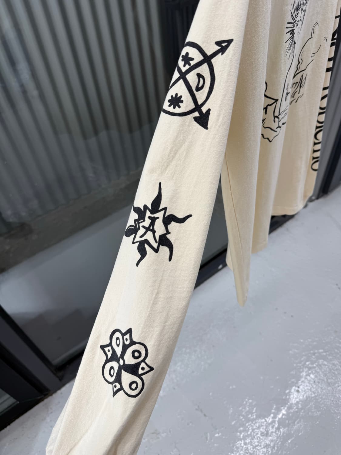 Aries 롱슬리브 Msize 상품이미지4