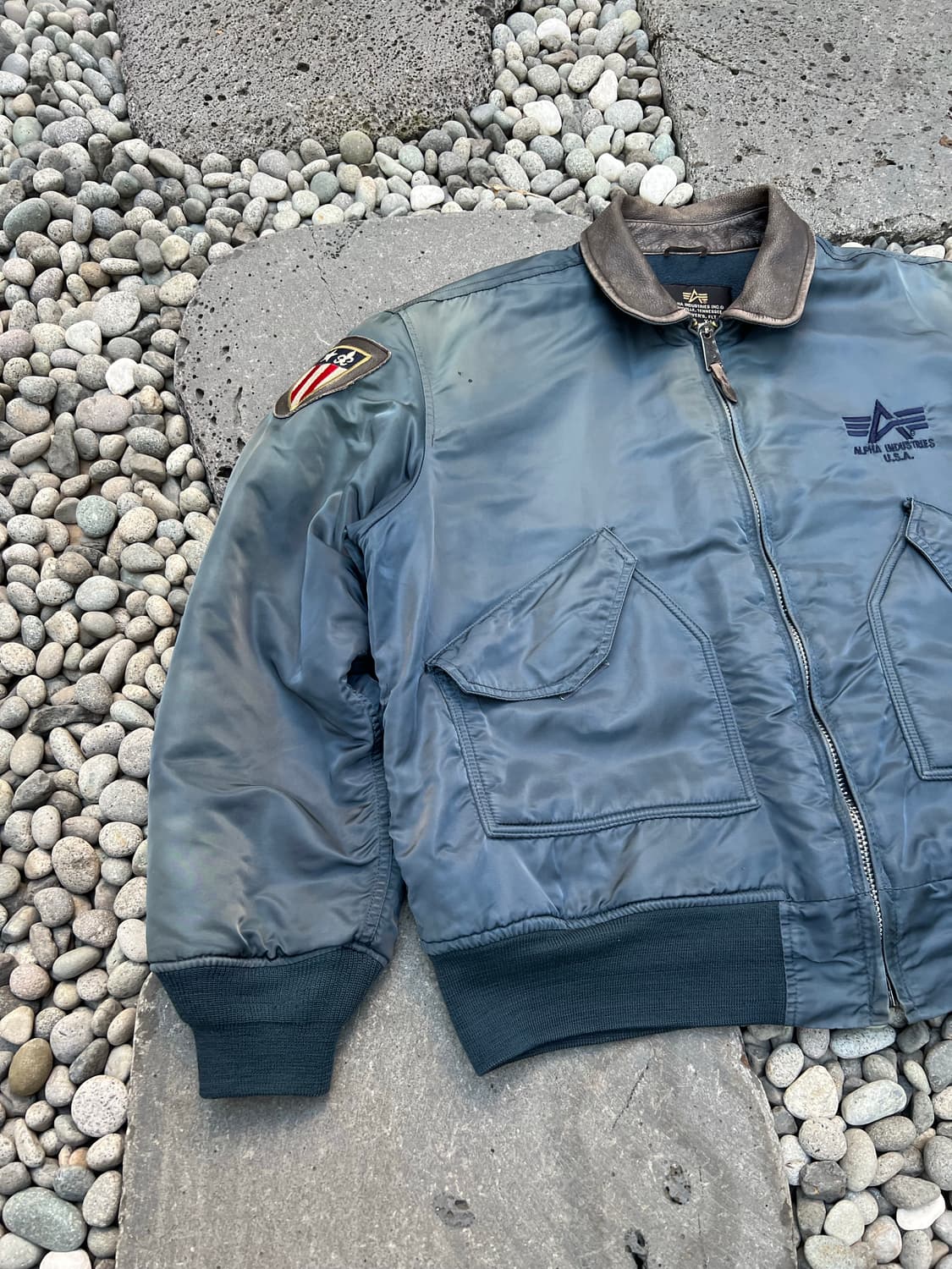 2000s HARD FADED ALPHA CWU 45 알파인더스트리 봄버 상품이미지4