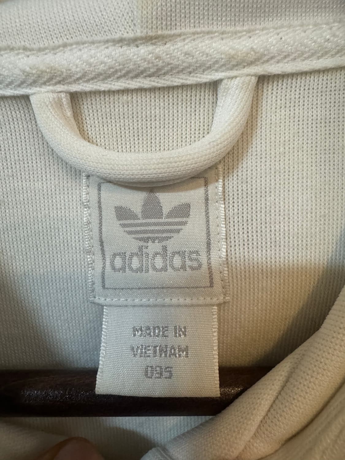 아디다스 플락후드 흰빨 여성 상품이미지3