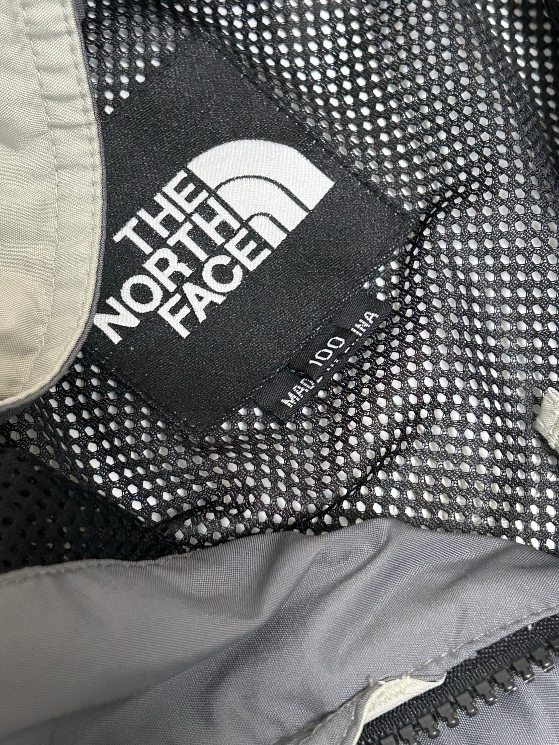 90s 노스페이스 라이트 그레이 하이드로프루프 투웨이 바람막이 자켓 상품이미지6