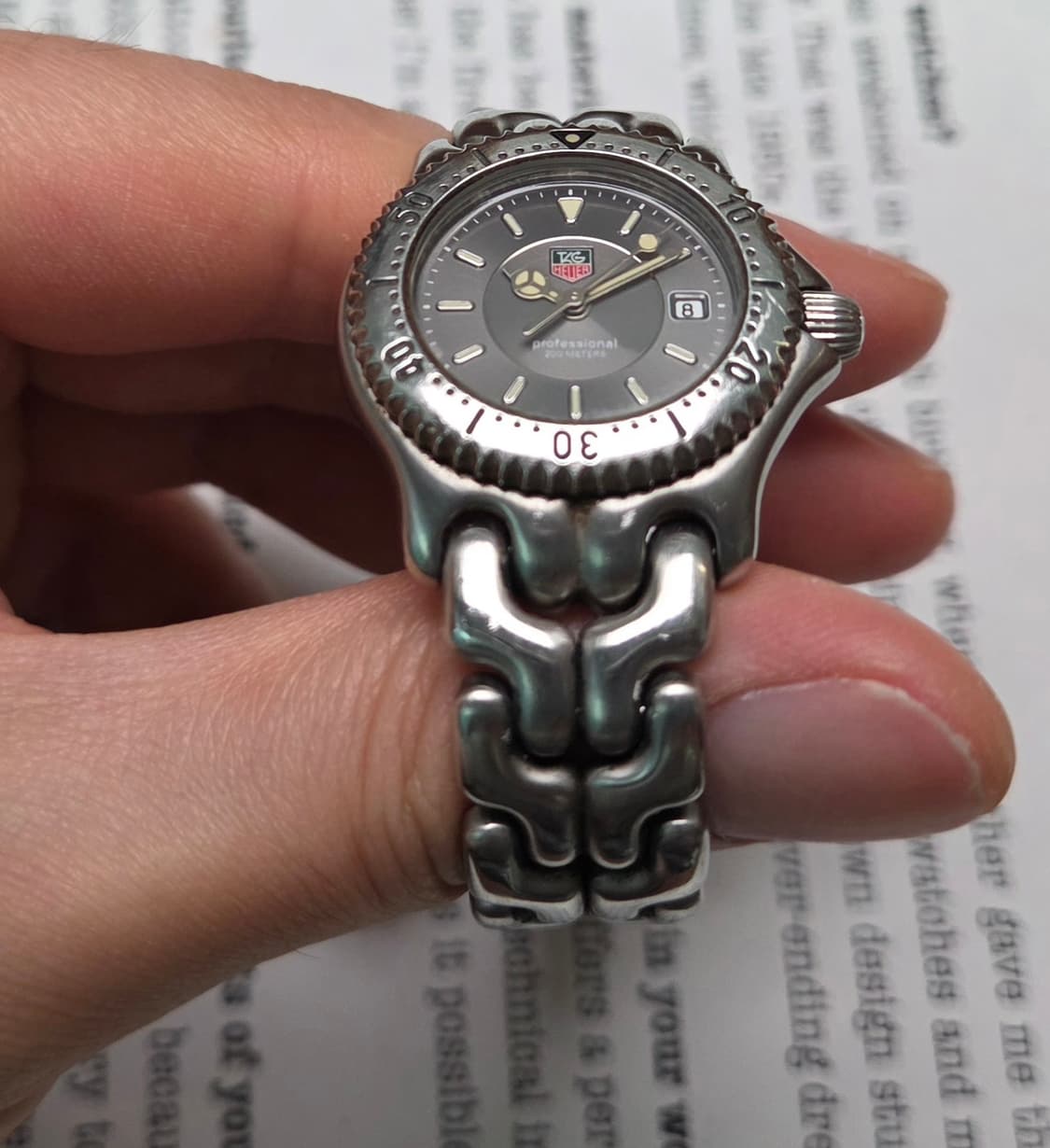 태그호이어 셀 프로페셔널 엘레강스 그레이판 쿼츠 여성용 브레이슬릿 ver 상품이미지6