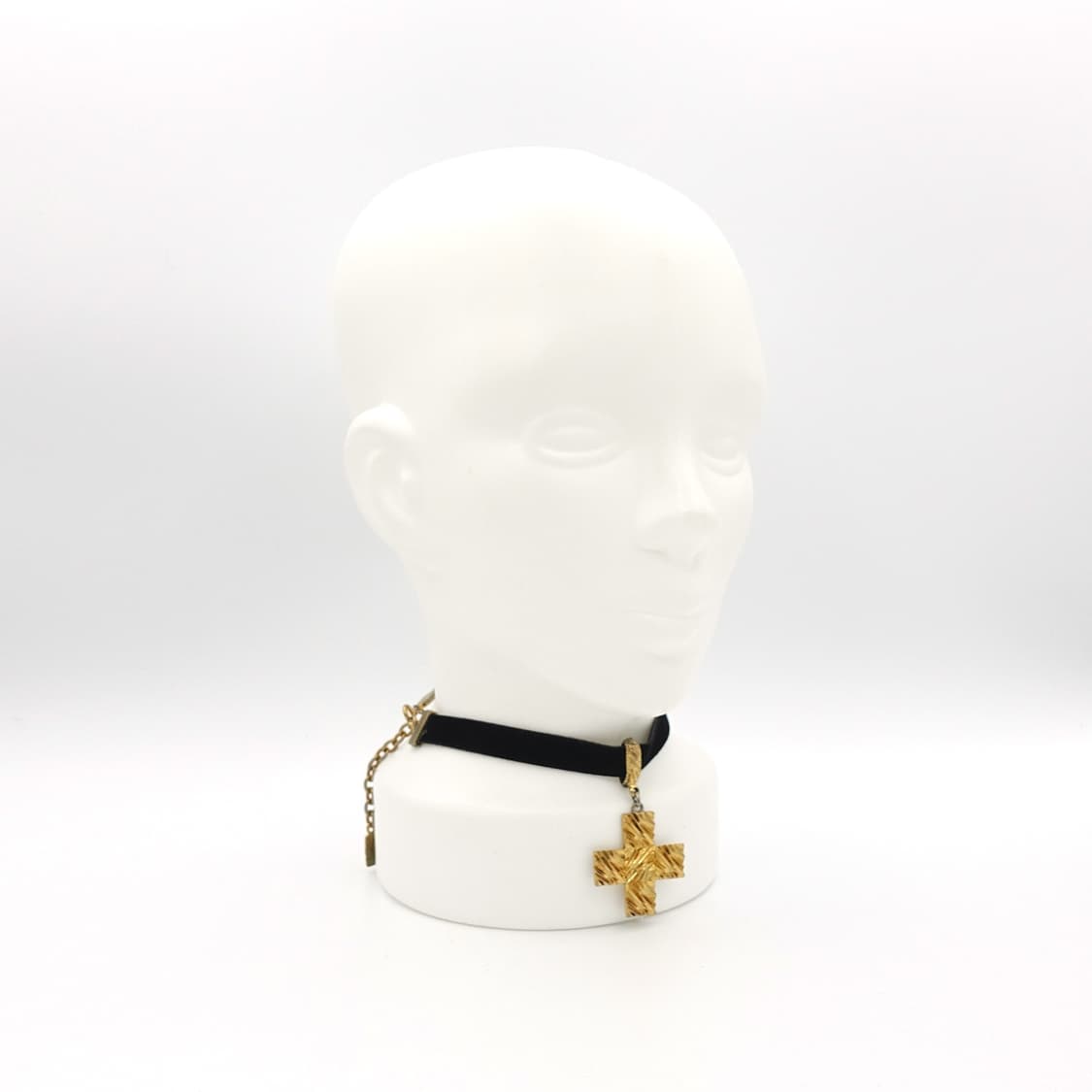 YSL 입생로랑 메탈 크로스 펜던트 초커 네클리스 상품이미지8