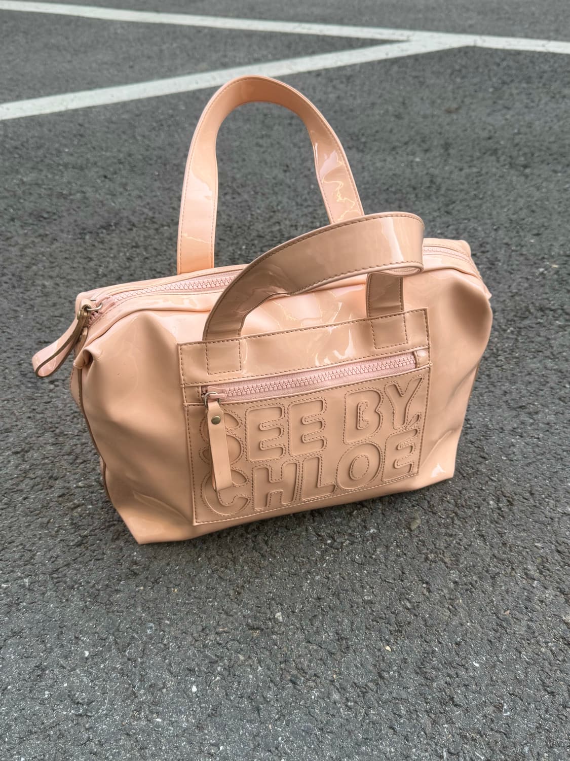 씨바이 끌로에 에나멜 토트백 상품이미지2