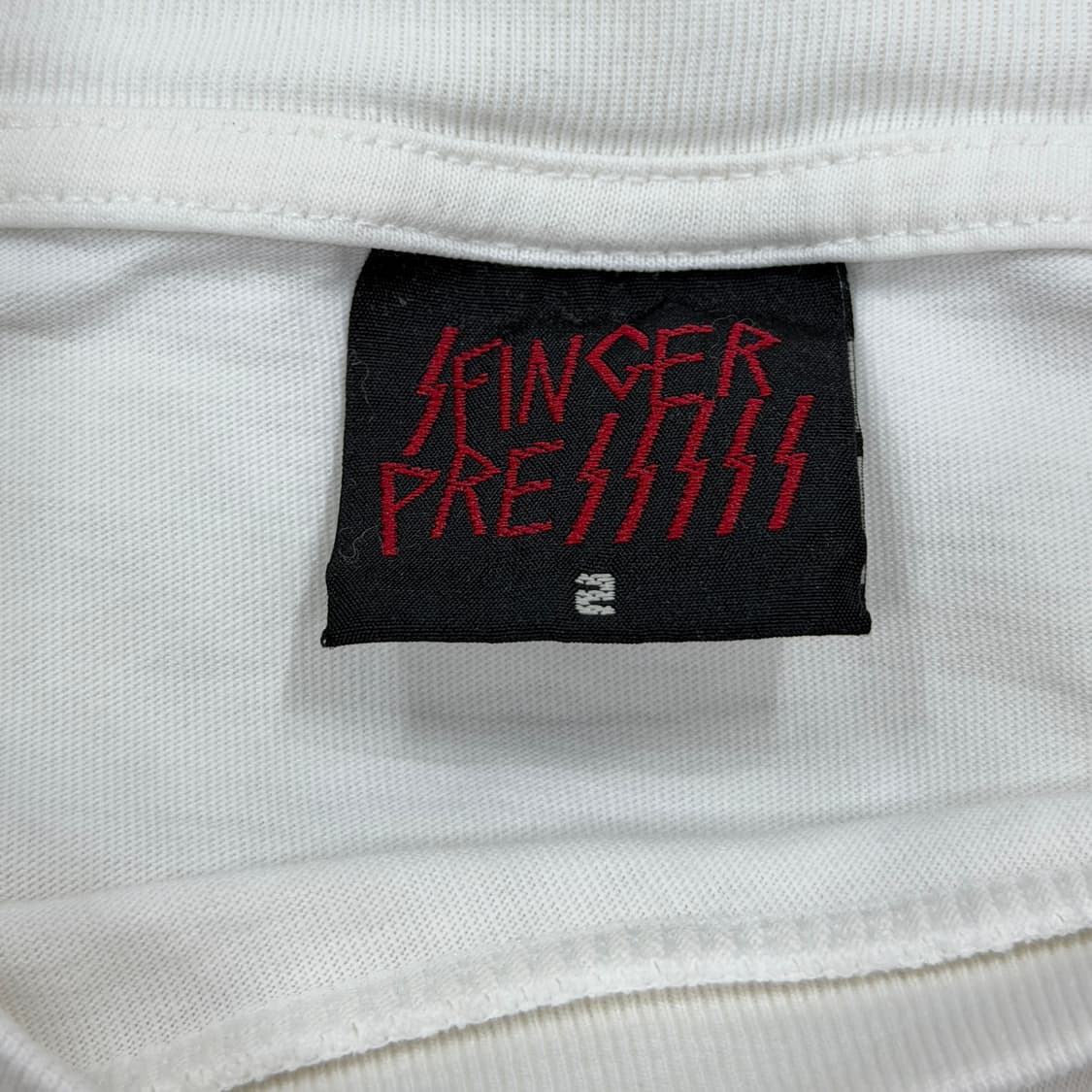 도넛리벤지 핑거프레스 롱슬리브 화이트 2 상품이미지3