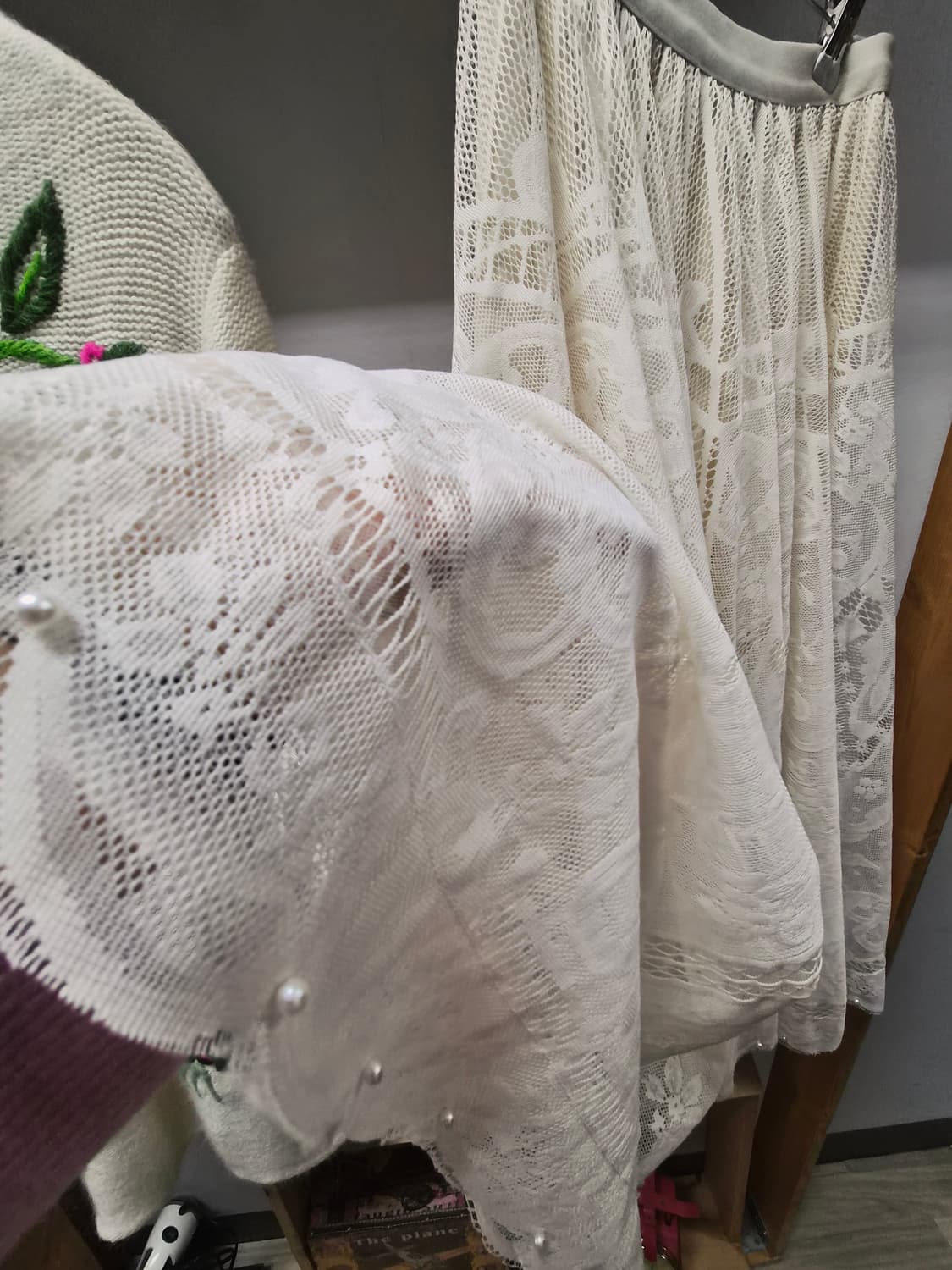 수입 입체자수 니트코트&롱가디건 2.수입 진주 레이스 샤 스커트 상품이미지8