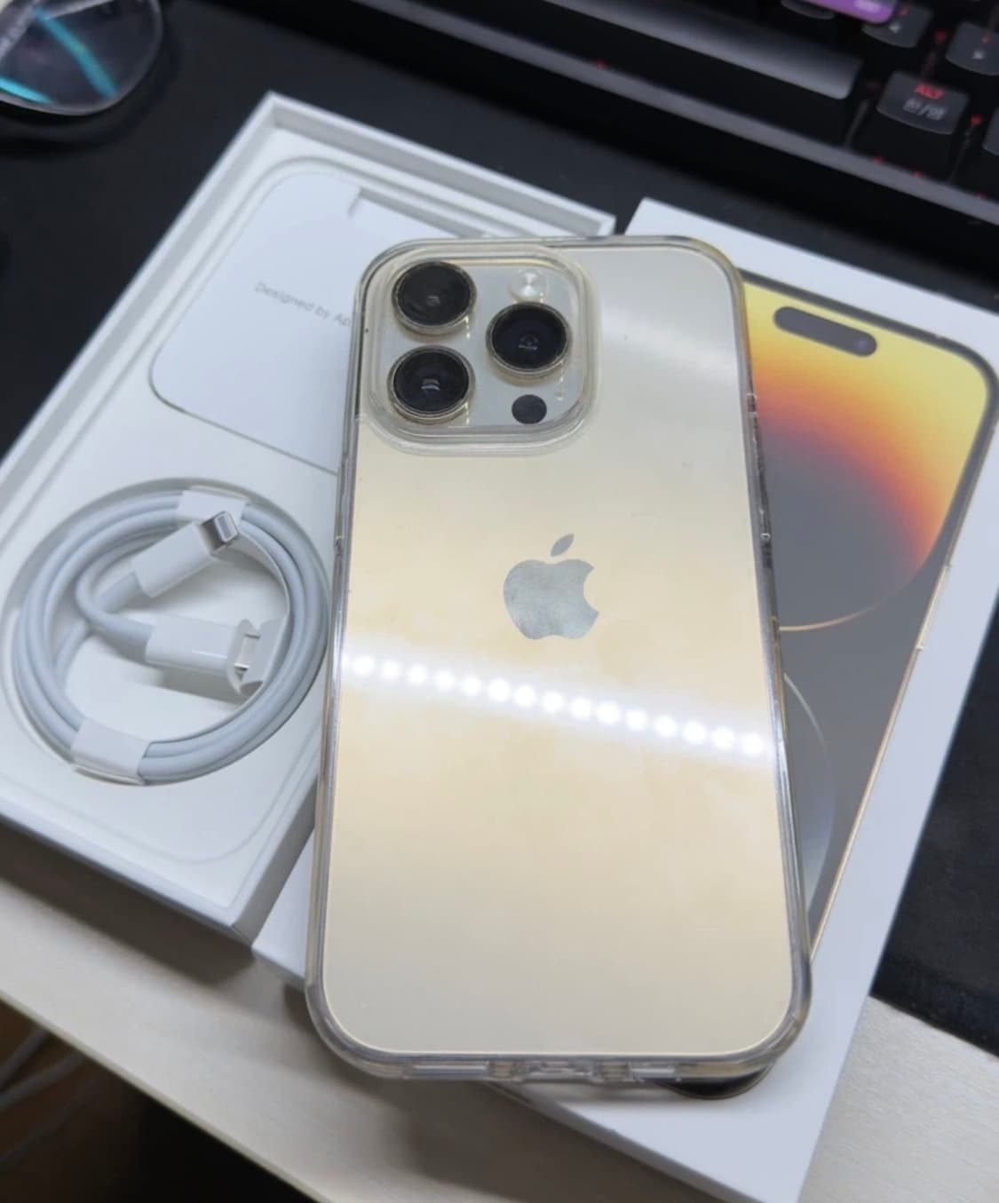 아이폰 14프로 256 골드 상품이미지1