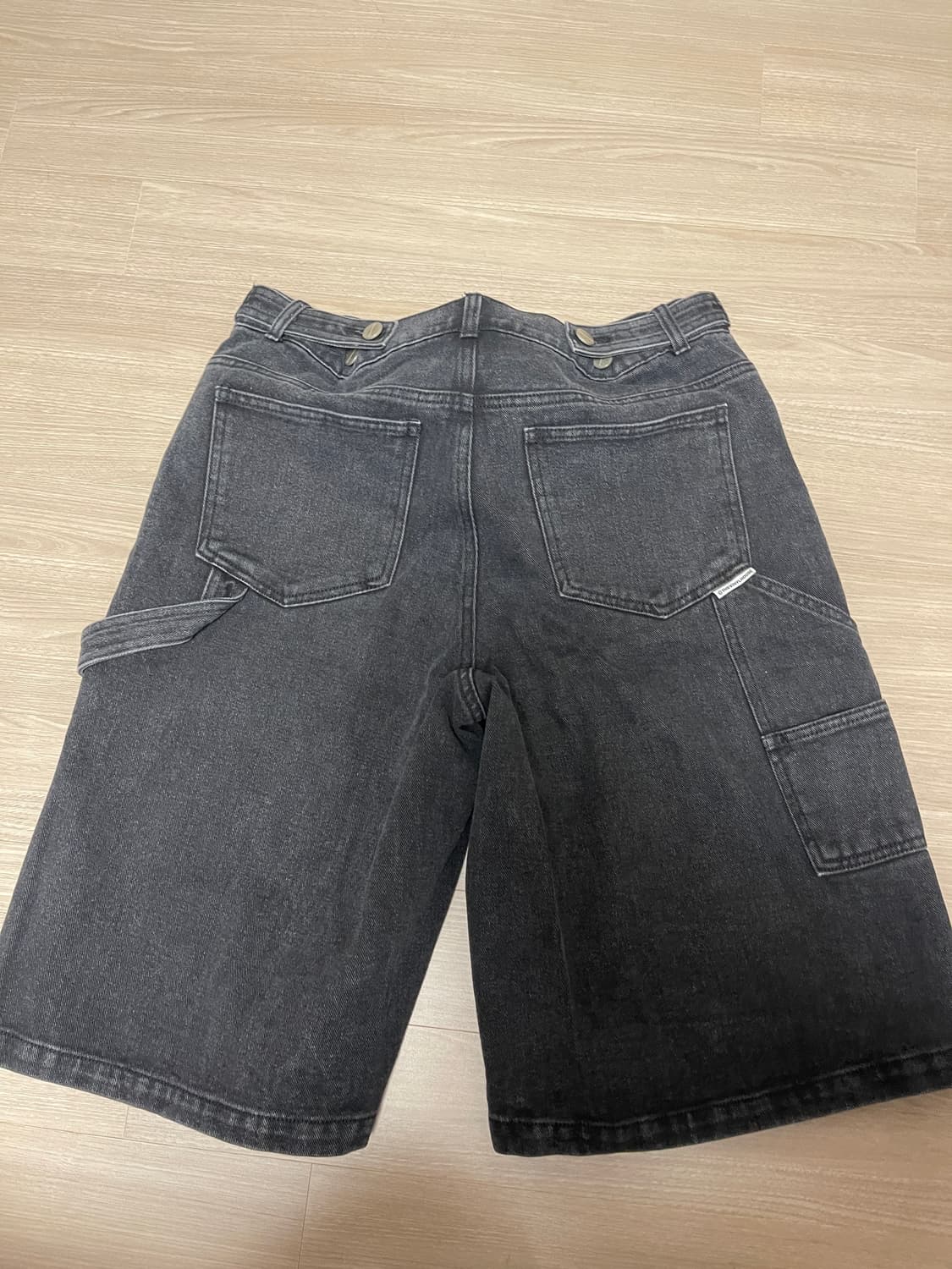 더바이닐하우스 카펜터 데님 쇼츠 상품이미지2