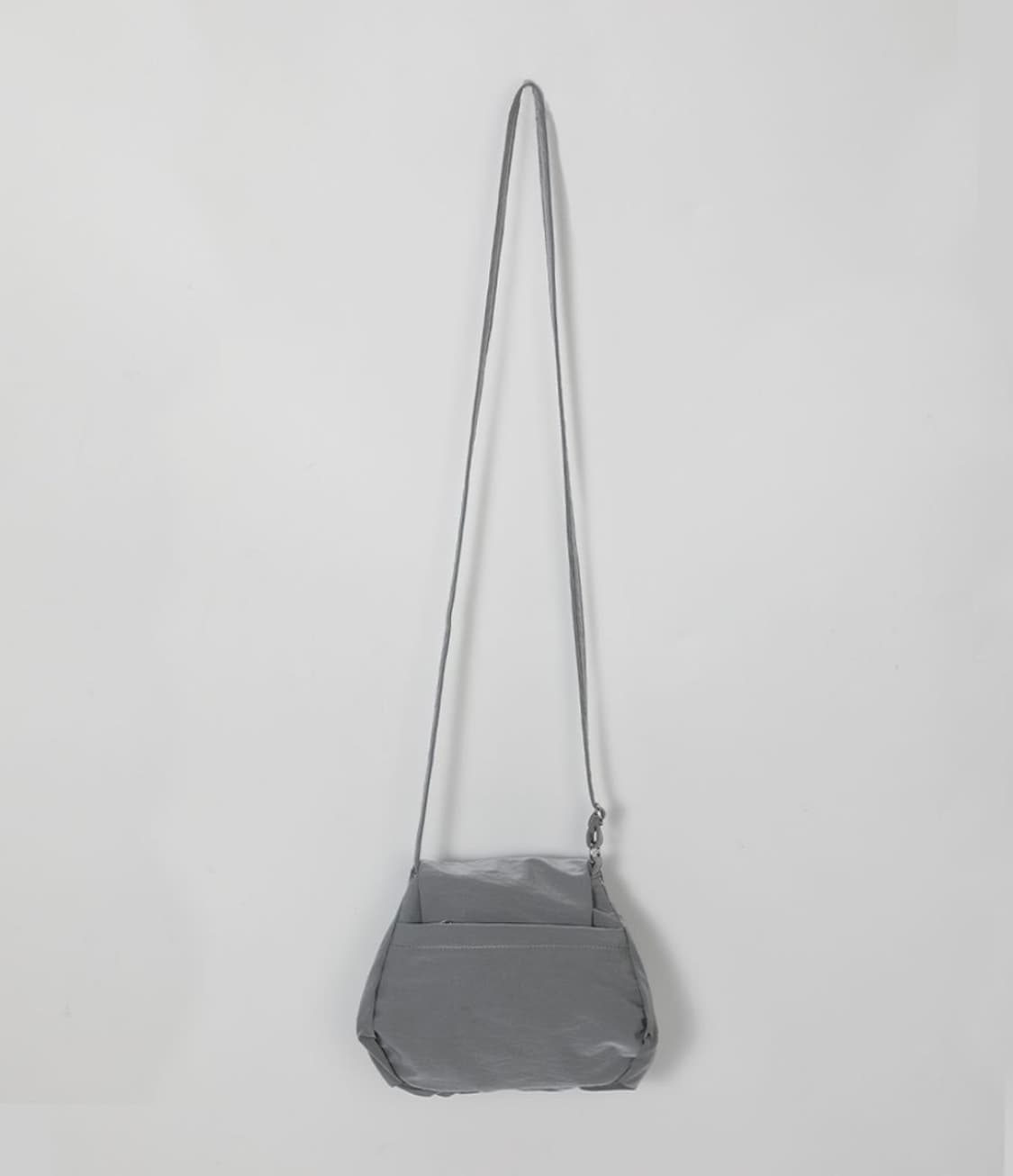 아코크 블루밍 크로스백 그레이 Blooming Cross bag gray 상품이미지2