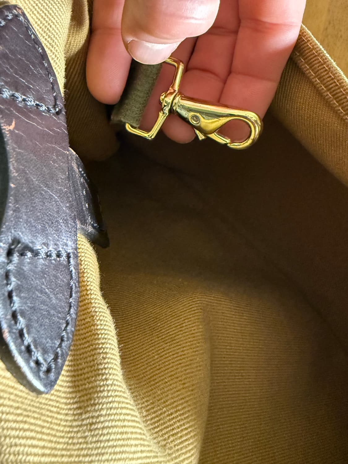 FILSON 러기드 트윌 집 토트 70251 탄 (Made at Fils 상품이미지9