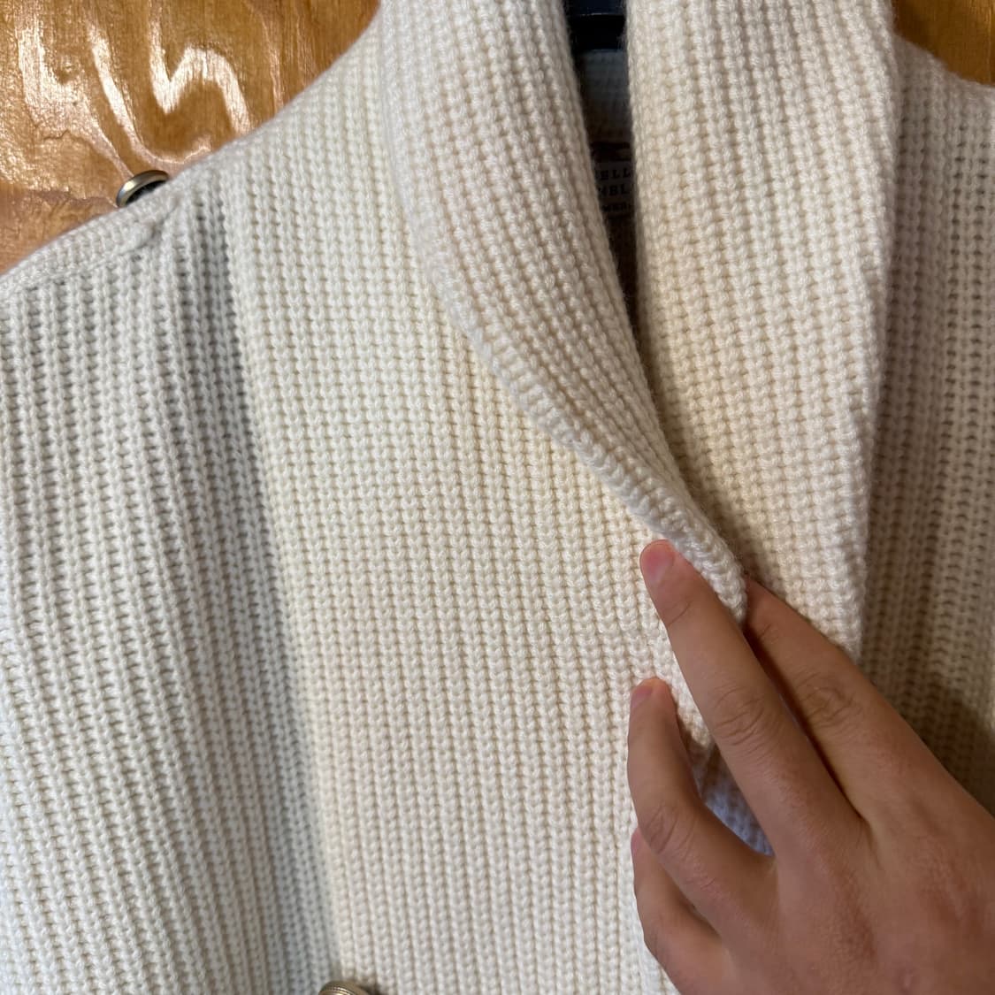 새상품) 브루넬로 쿠치넬리 24 f/w 금장 니트 가디건 자켓 상품이미지8