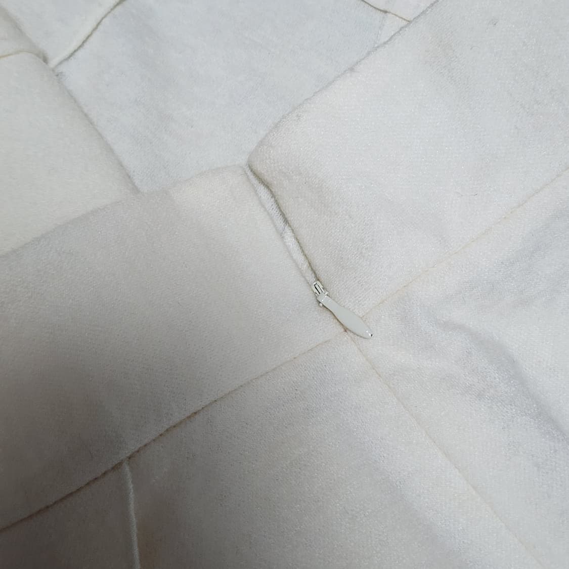 폴로 여성 와이드핏 울 슬랙스 팬츠

26 상품이미지4