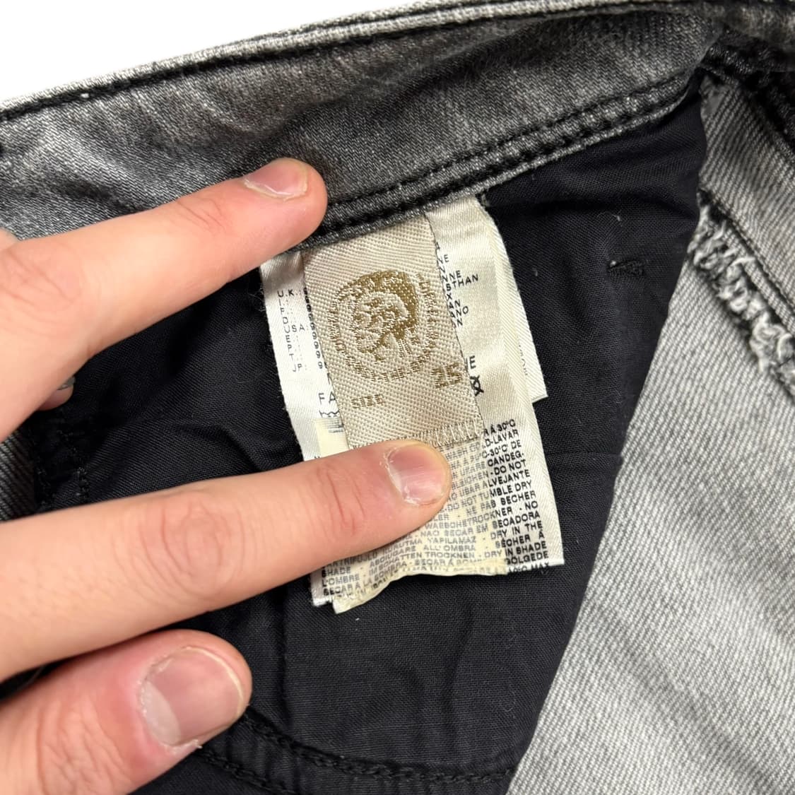 (25) 디젤 NEVY 레이디 슬림핏 그레이 진 상품이미지7