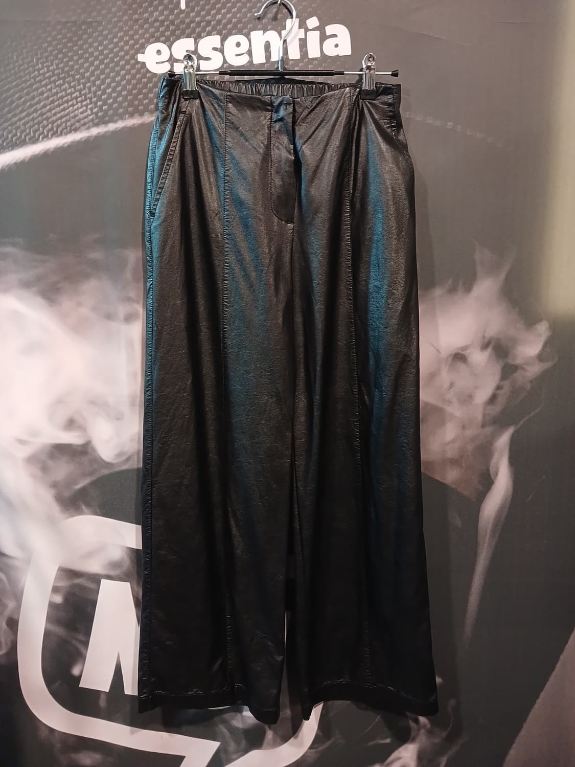 블랙 와이드 레더 팬츠 상품이미지1