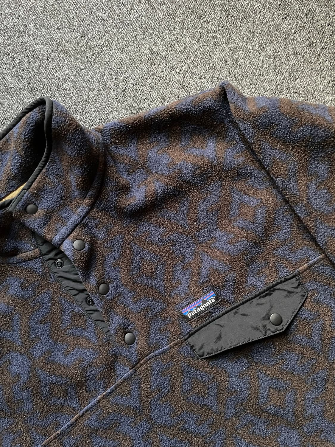 파타고니아 신칠라 필드 지오 M 네이비 브라운 상품이미지2