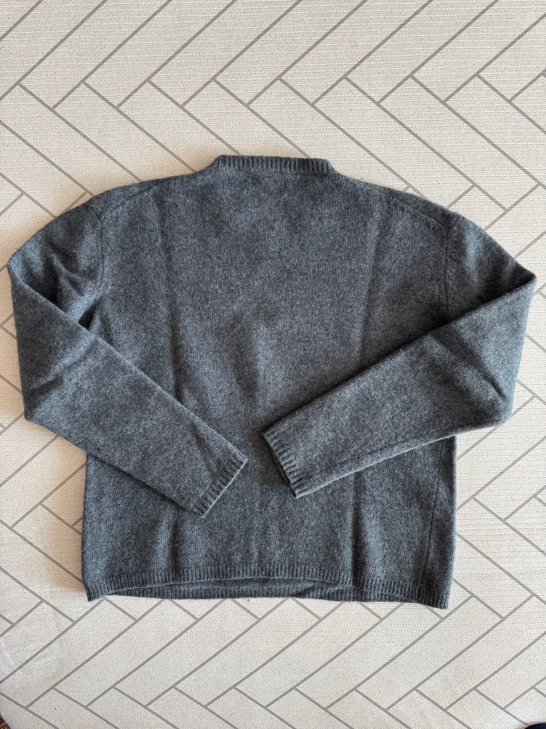 머듈 플레인 니트 4사이즈 그레이 아이엘 상품이미지4