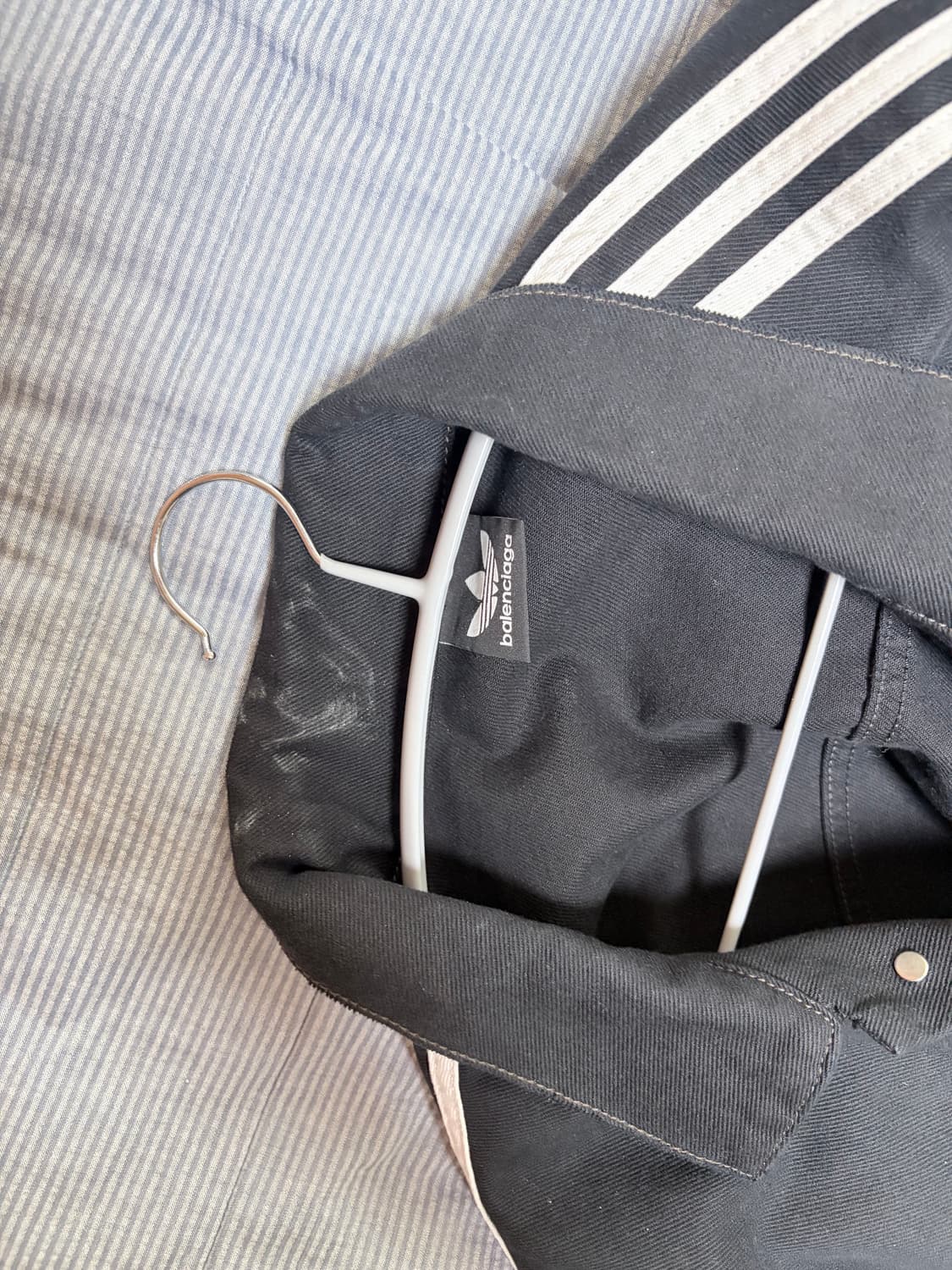 (급처) 발렌시아가 아디다스 오버사이즈 자켓 1사이즈 상품이미지4