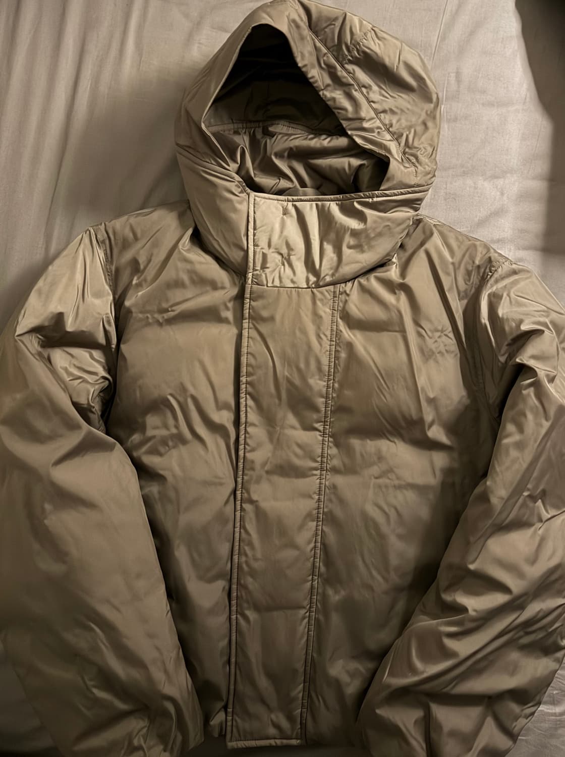 유니클로 U 퍼프테크 파카 브라운 상품이미지2