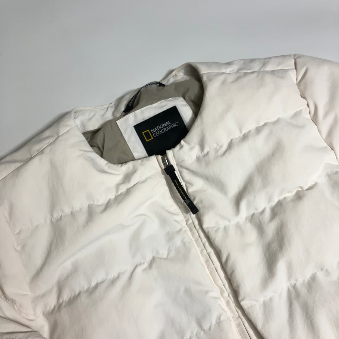 내셔널지오그래픽 경량패딩 s 상품이미지2