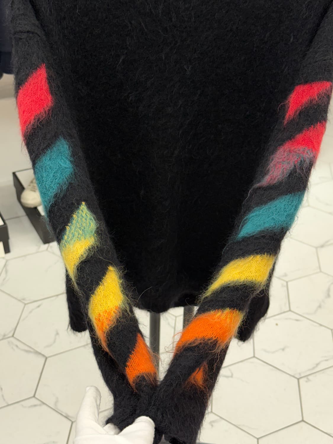 [S] 오프화이트 브러쉬 모헤어 니트 상품이미지3