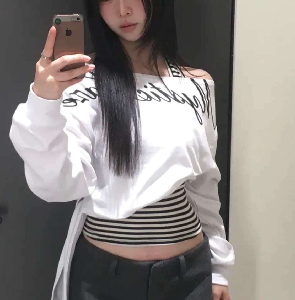 레터링 오프숄더 맨투맨  상품이미지4