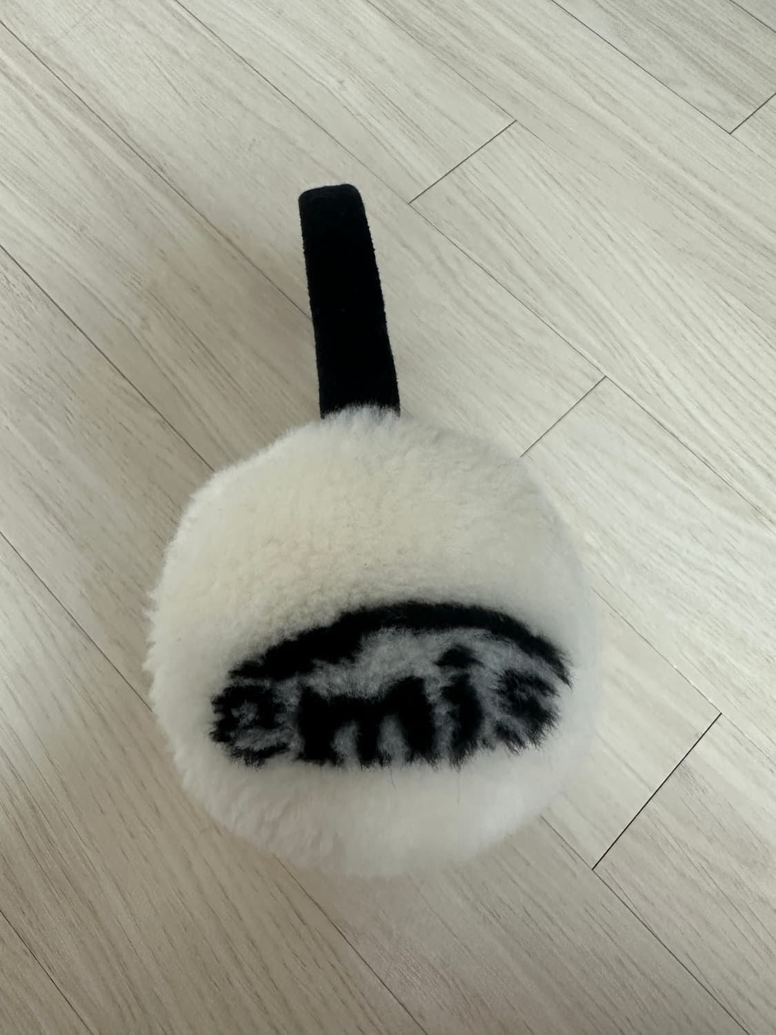 emis 이미스 퍼 귀마개 LOGO JACQUARD EAR MUFF 상품이미지4