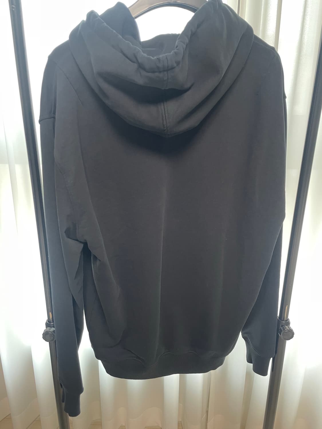 아미 블랙 후드티  상품이미지4