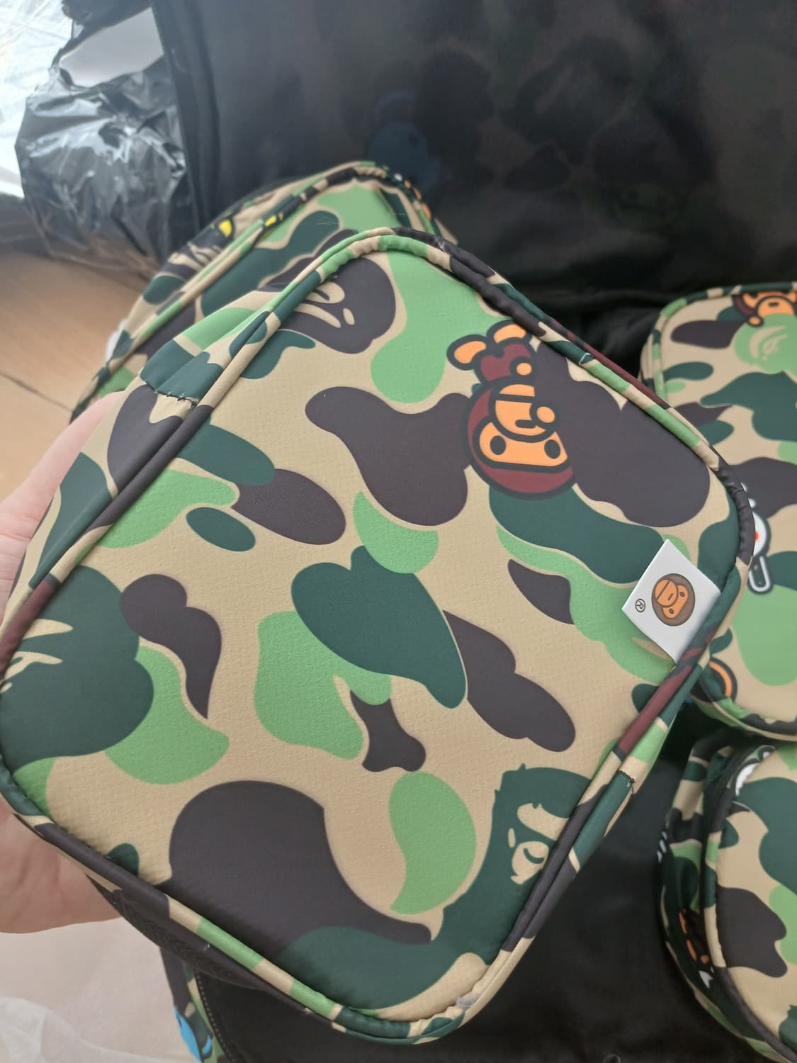 새제품 BAPE 베이프 ABC 마일로 올 프렌즈 카모 어쏠드먼트 케이스  상품이미지8