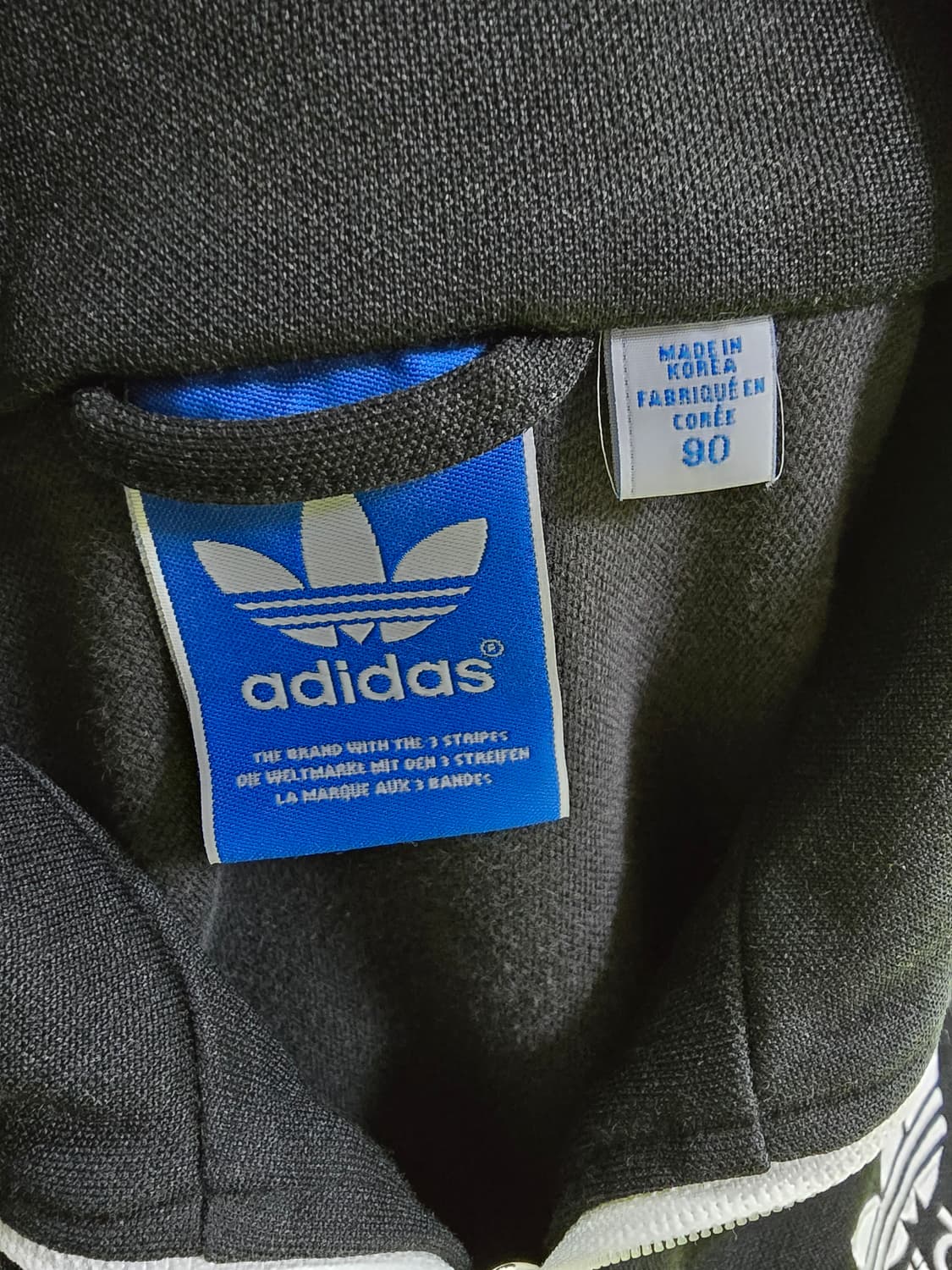 아디다스 블랙 삼선 트랙탑 상품이미지3