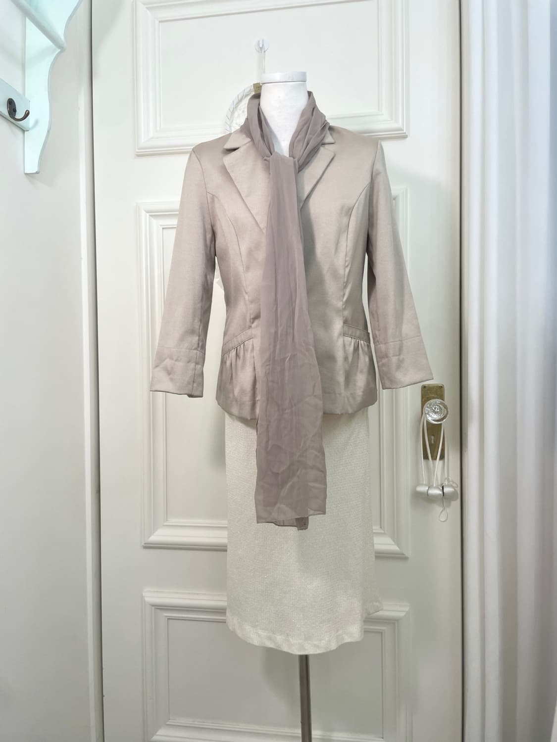 beigegray chiffon crease scarf 상품이미지2