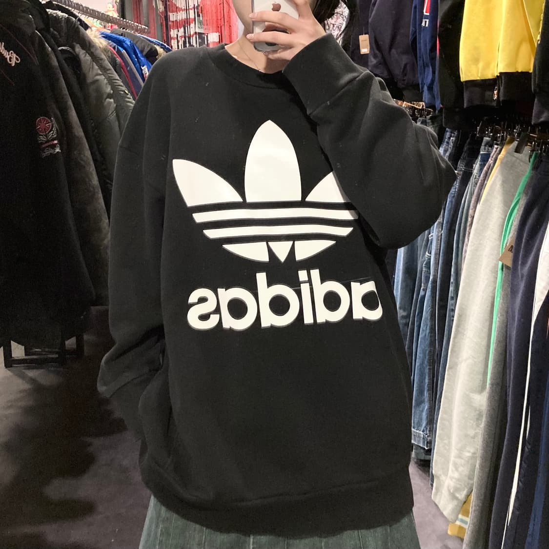 [IM] 아디다스 빅로고 스웻셔츠 블랙 상품이미지3