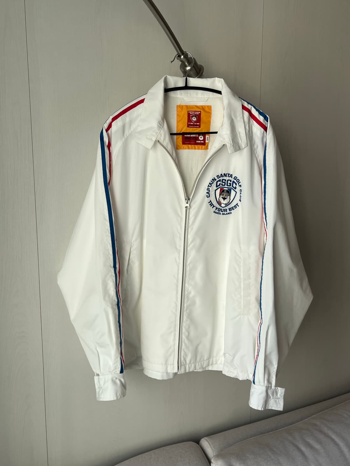 캡틴 산타 화이트 코치자켓 상품이미지1