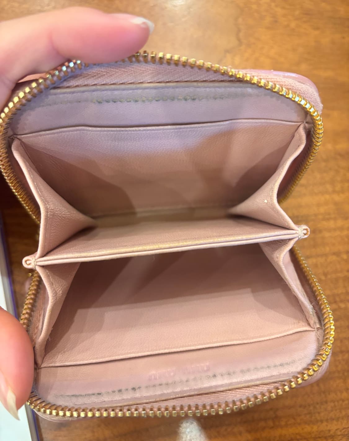 미우미우 마테라쎄 반지갑 핑크 (정품) 상품이미지3