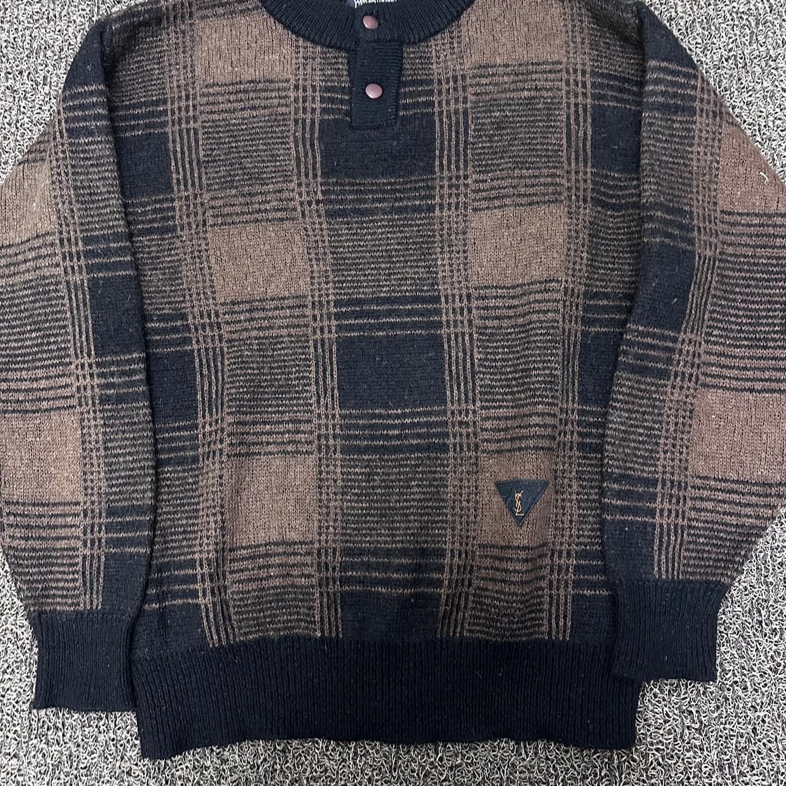 YSL 입생로랑 체크 패턴 헨리넥 울 니트 100(L) 상품이미지4