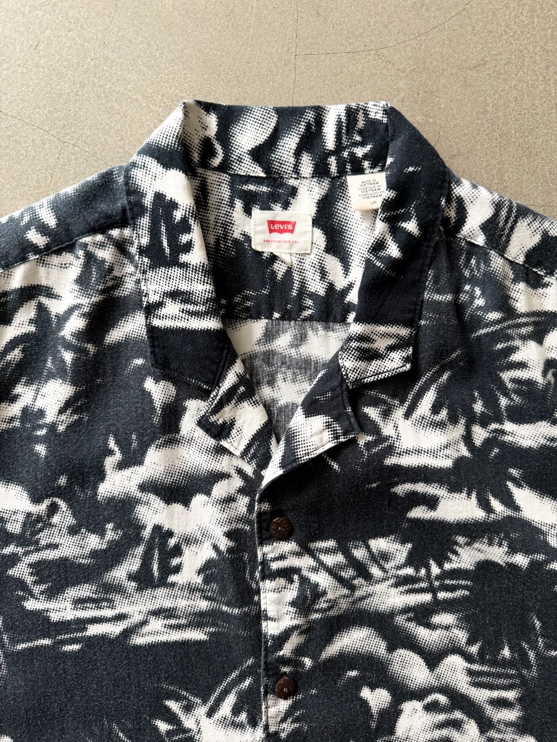 Levi’s Monochrome Hawaiian Shirt 상품이미지5
