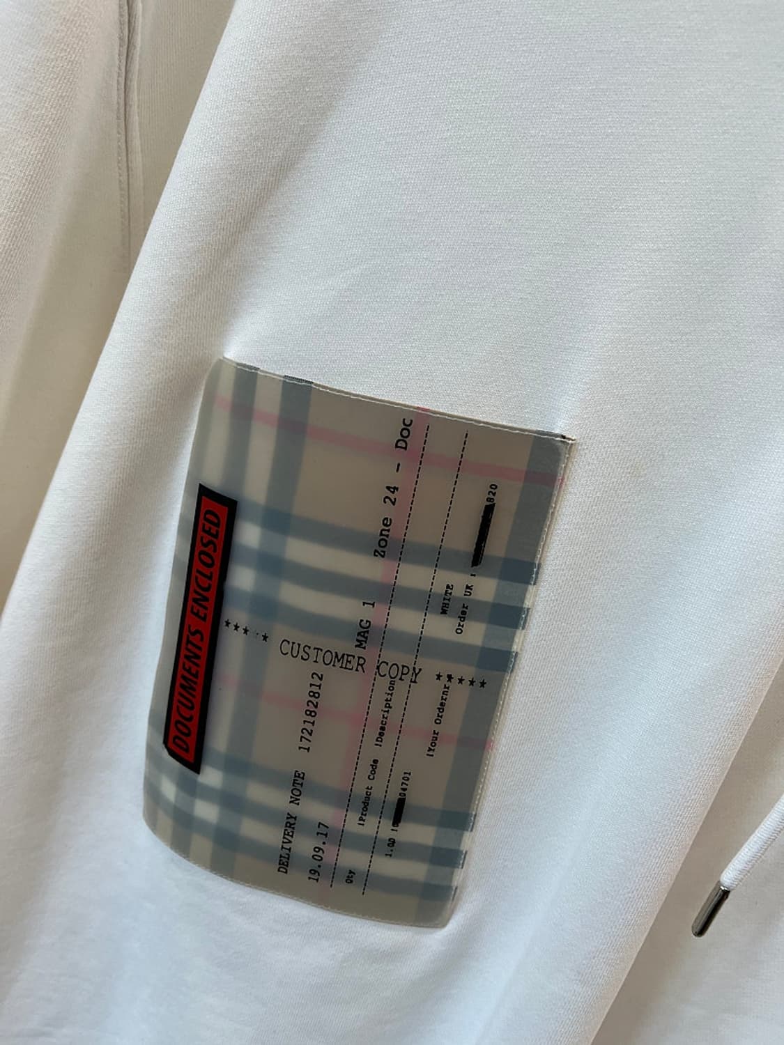 110) 버버리 체크포켓 후드티  상품이미지5