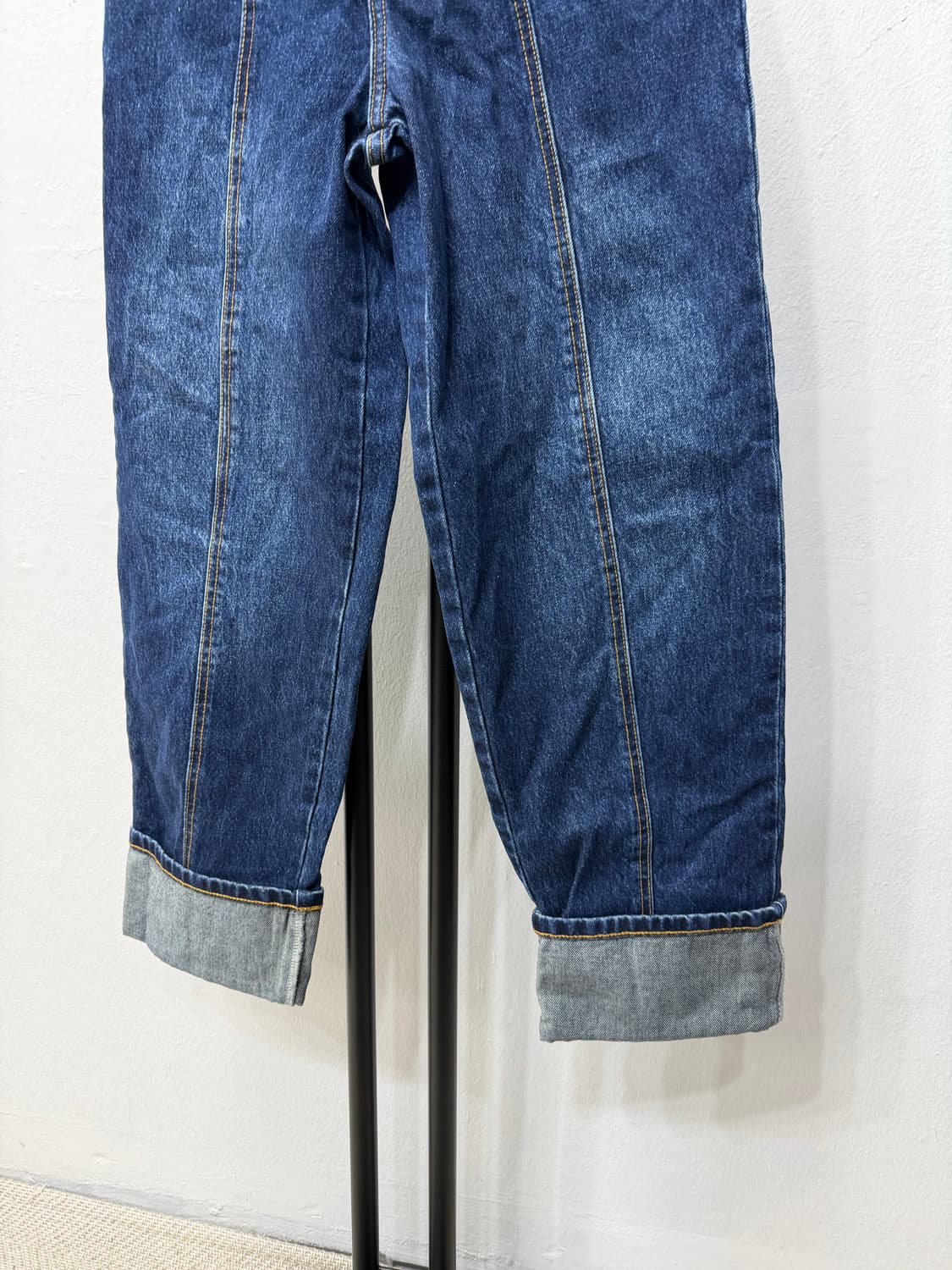 정품) 알렉산더맥퀸 여성 롤업 데님 팬츠 26 상품이미지3