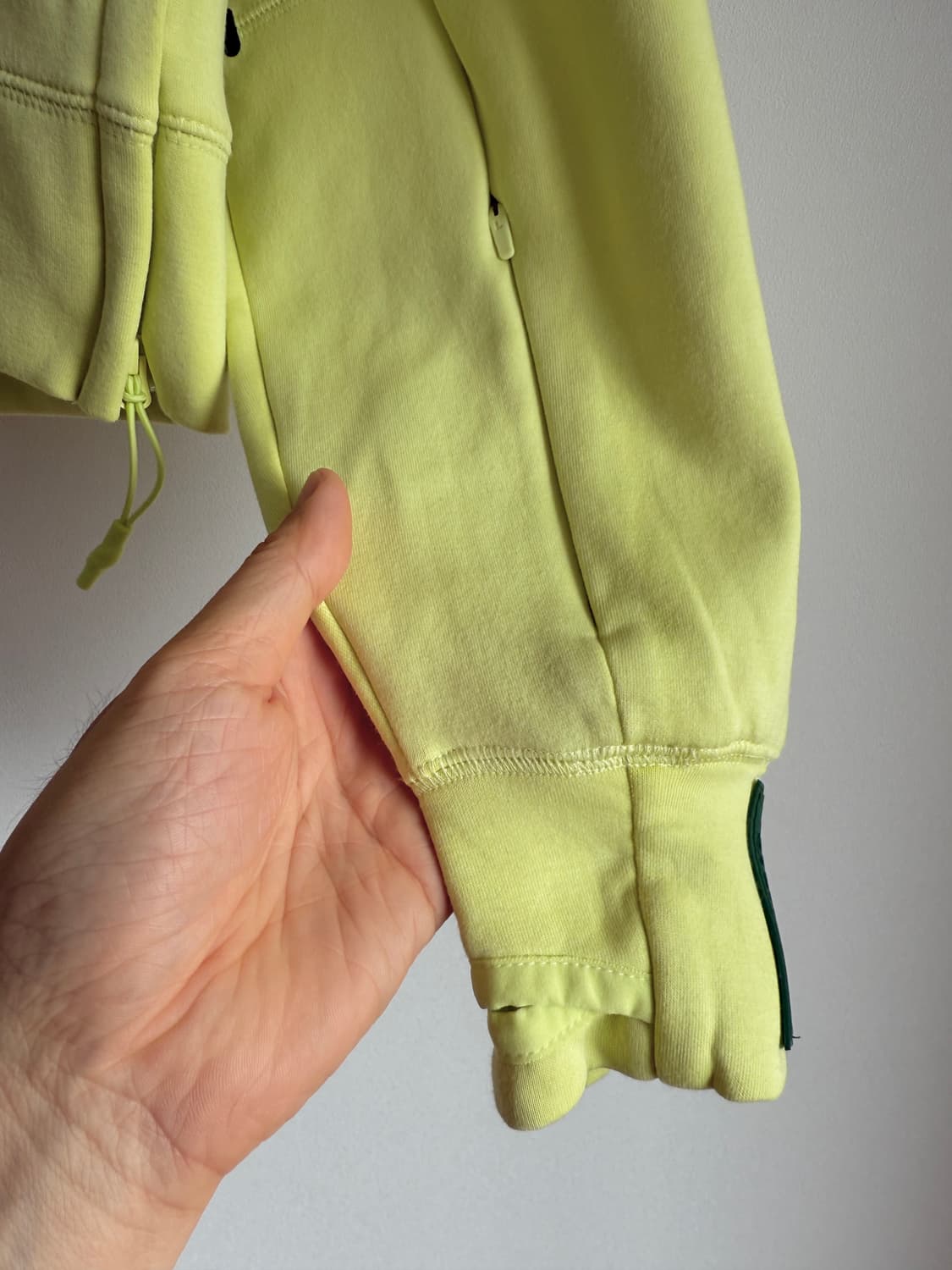 라코스테(LACOSTE) 네온 크롭 후드 상품이미지4