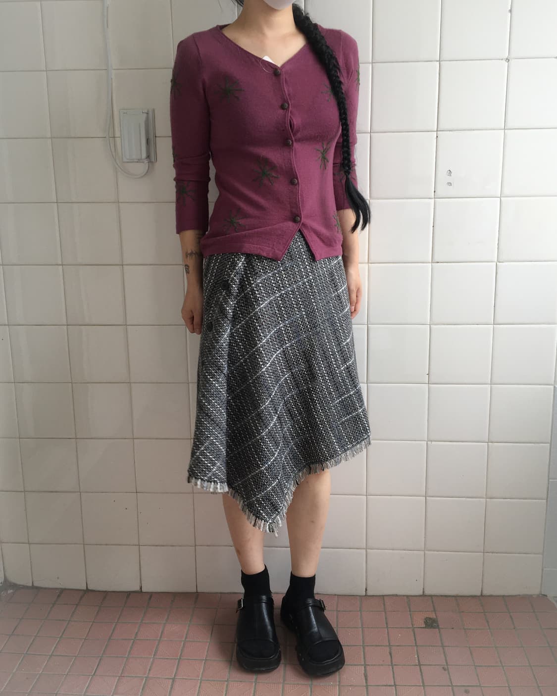 Drape button point knitted skirt 상품이미지5