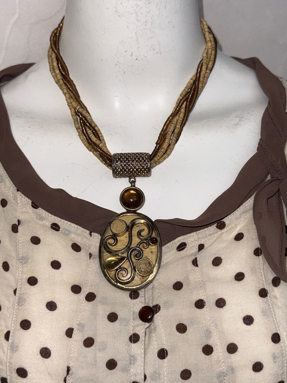 Ivory ethnic pendant beads necklace 상품이미지4