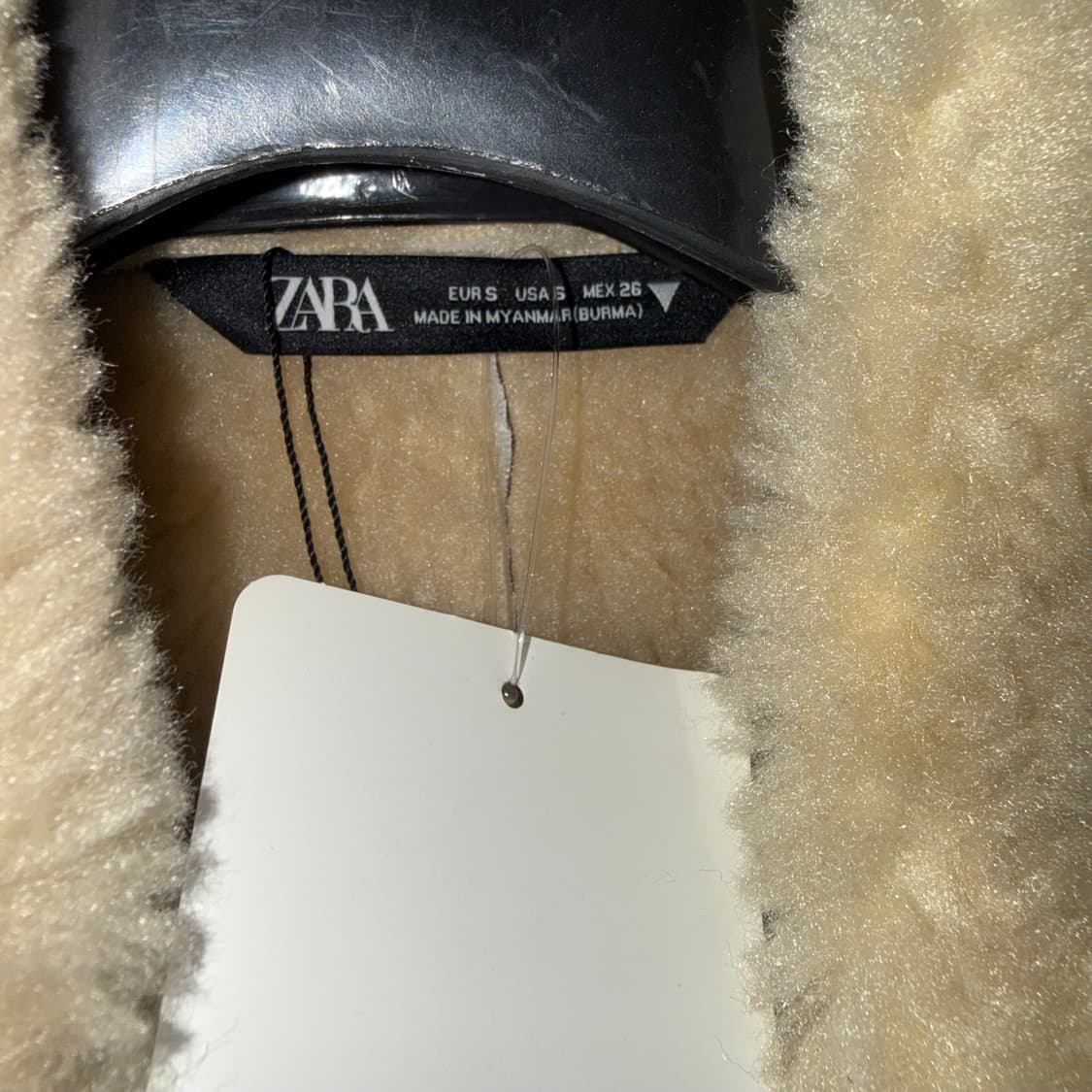 ZARA 무스탕 자켓  상품이미지2