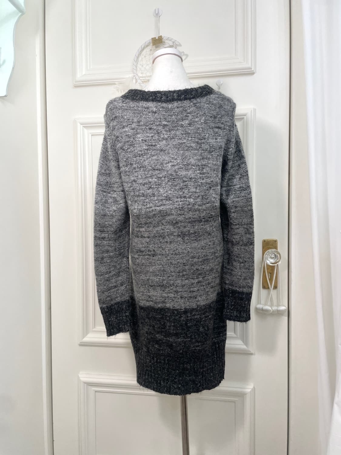 charcoal gradation midi wool sweater opc 상품이미지3