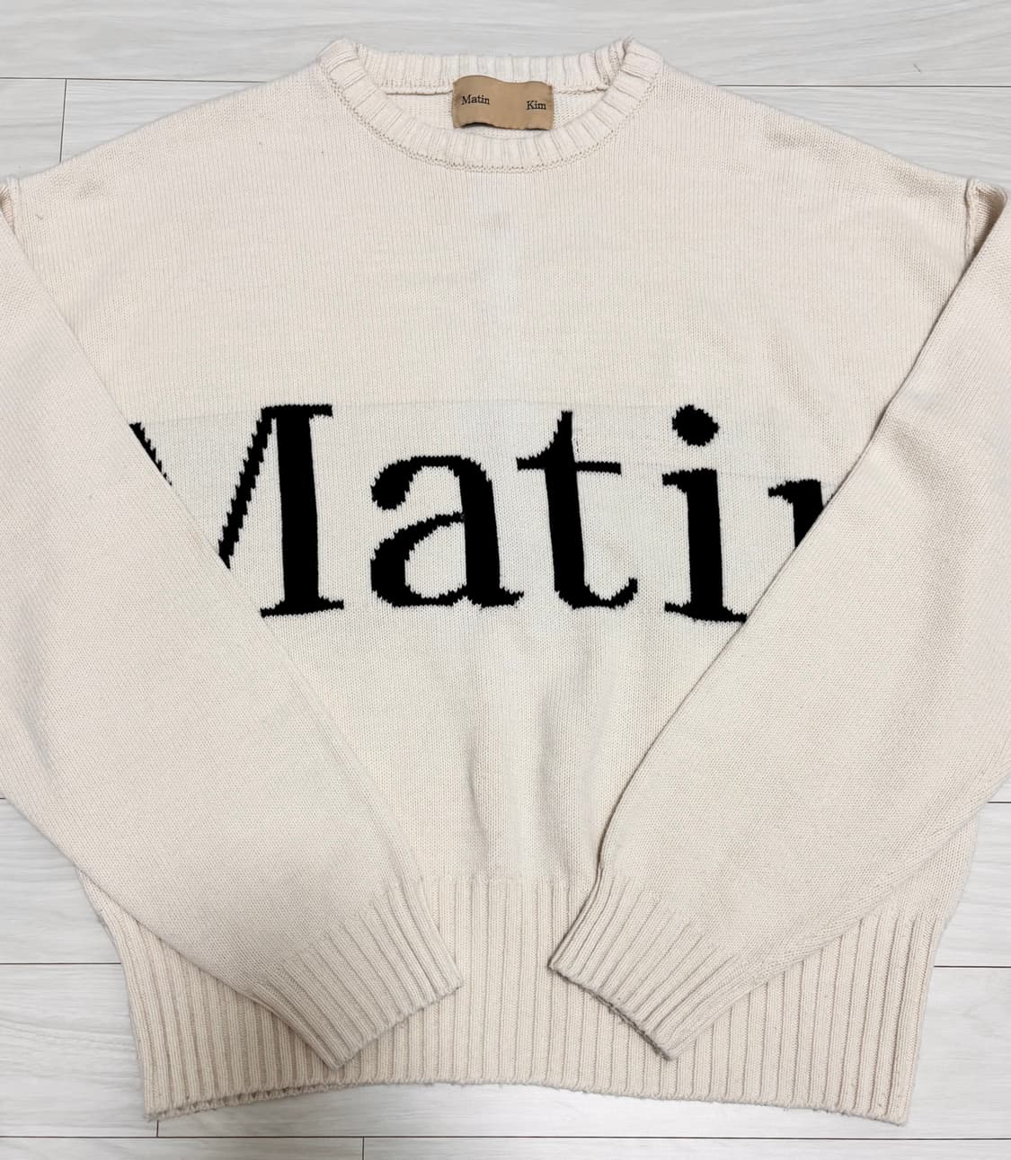 마뗑킴 빅로고 니트 아이보리 상품이미지3