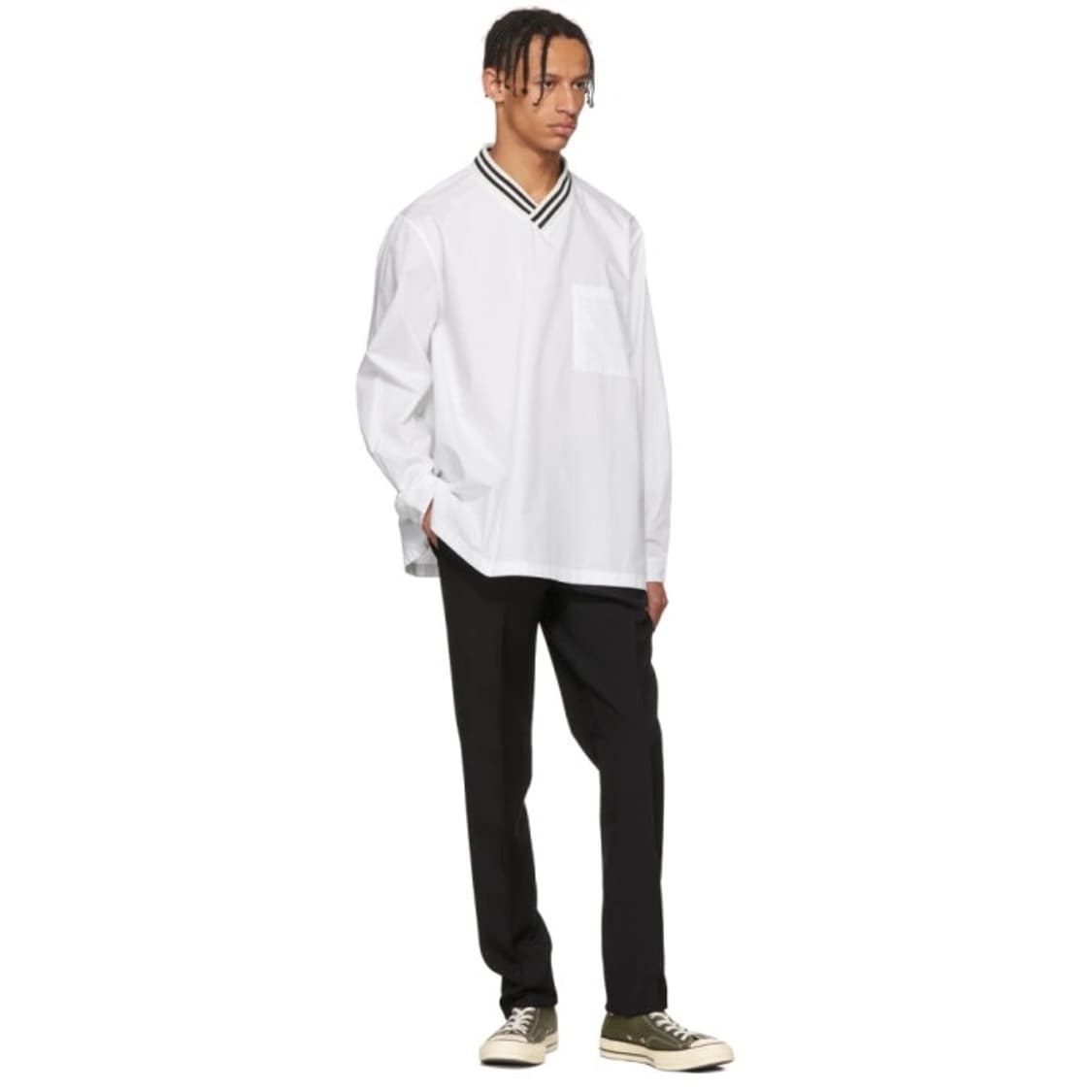 써네이/ 브이넥 립 풀오버 셔츠/ S  스웻셔츠와 셔츠를 합쳐놓은 듯한  상품이미지9